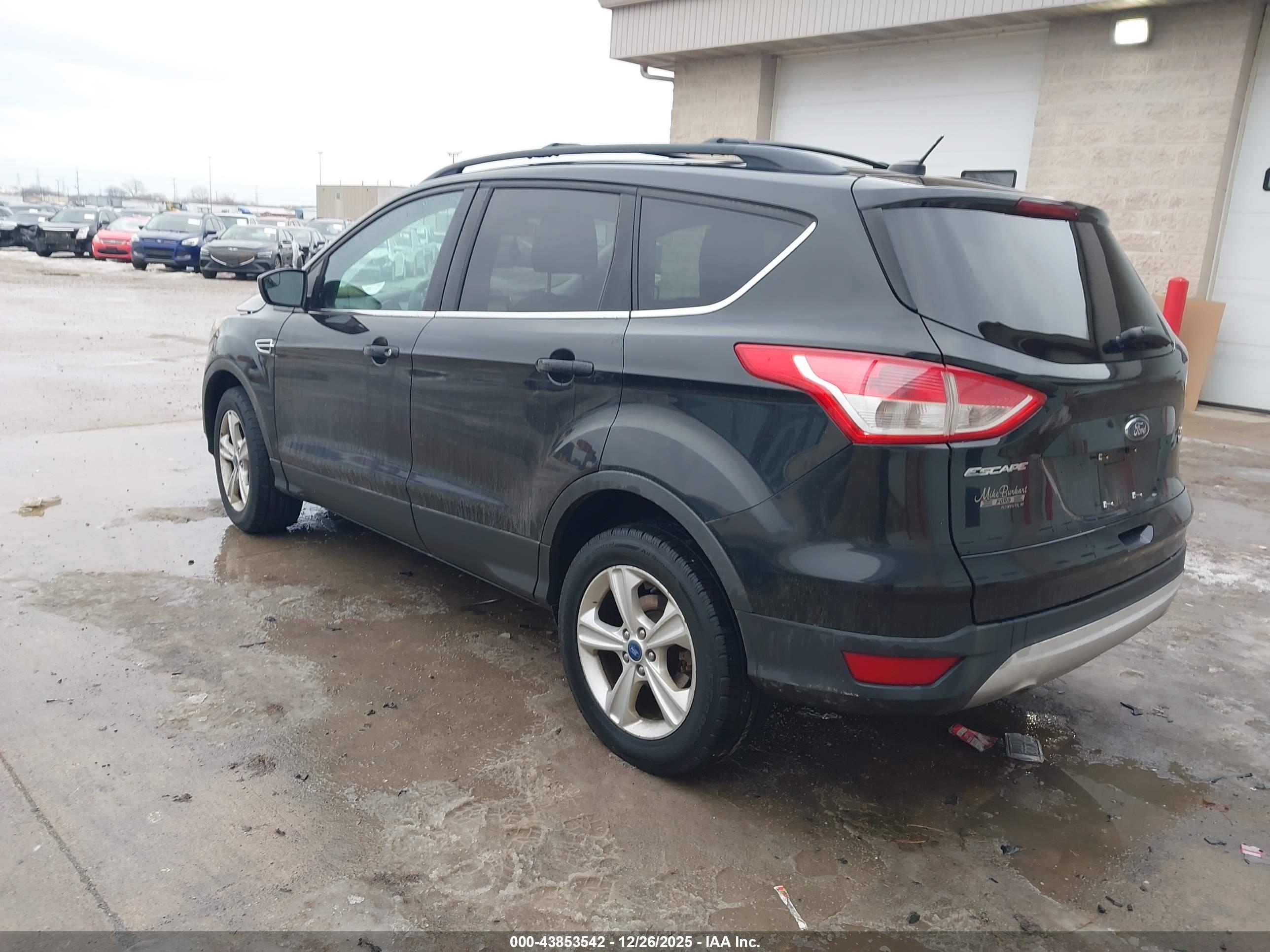 FORD ESCAPE image 3
