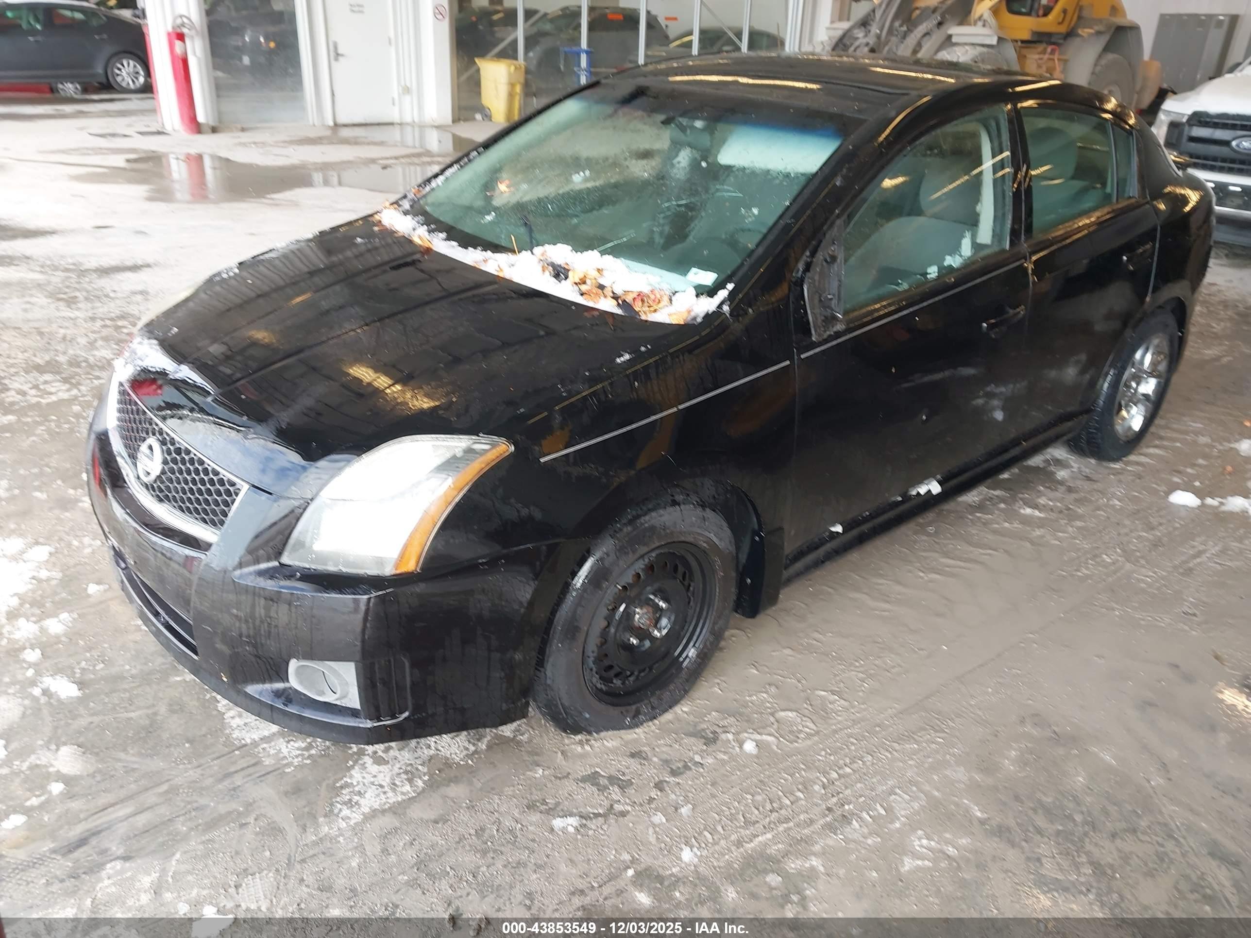NISSAN SENTRA image 2