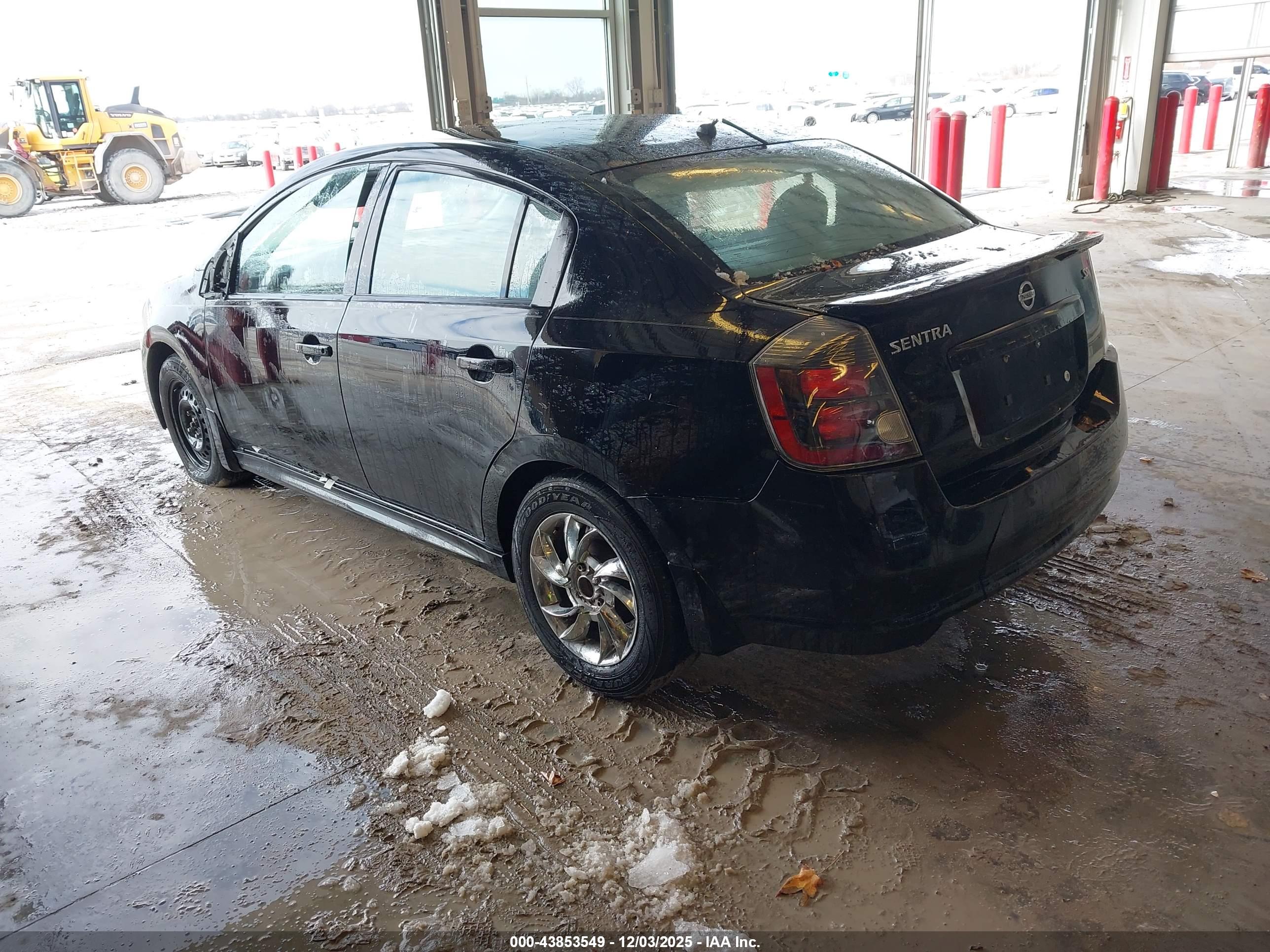 NISSAN SENTRA image 3