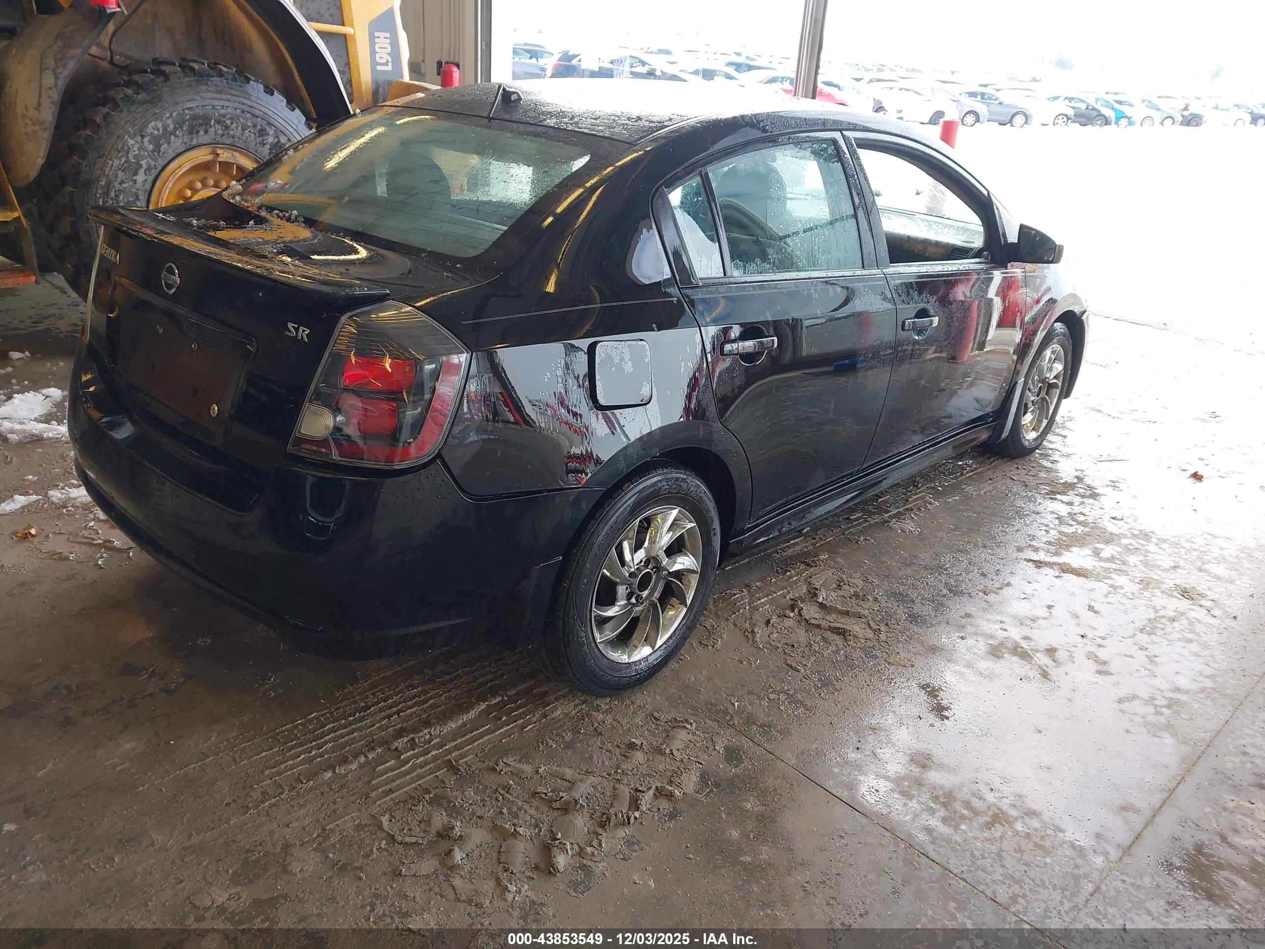 NISSAN SENTRA image 4