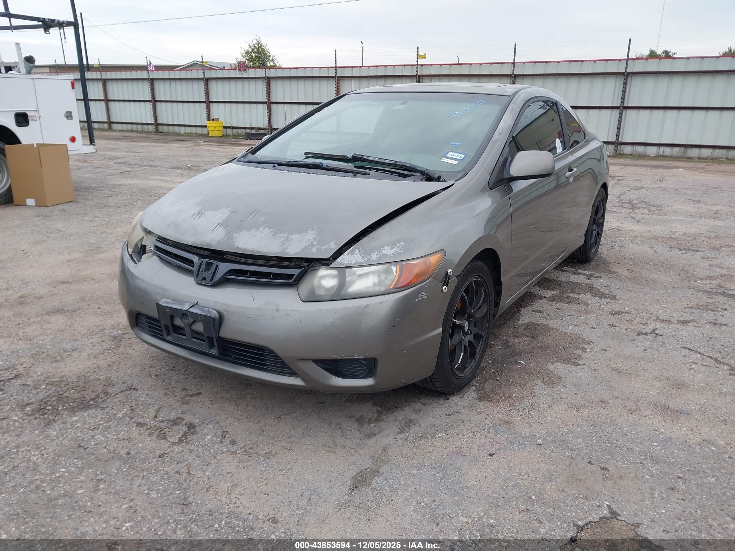 HONDA CIVIC image 2