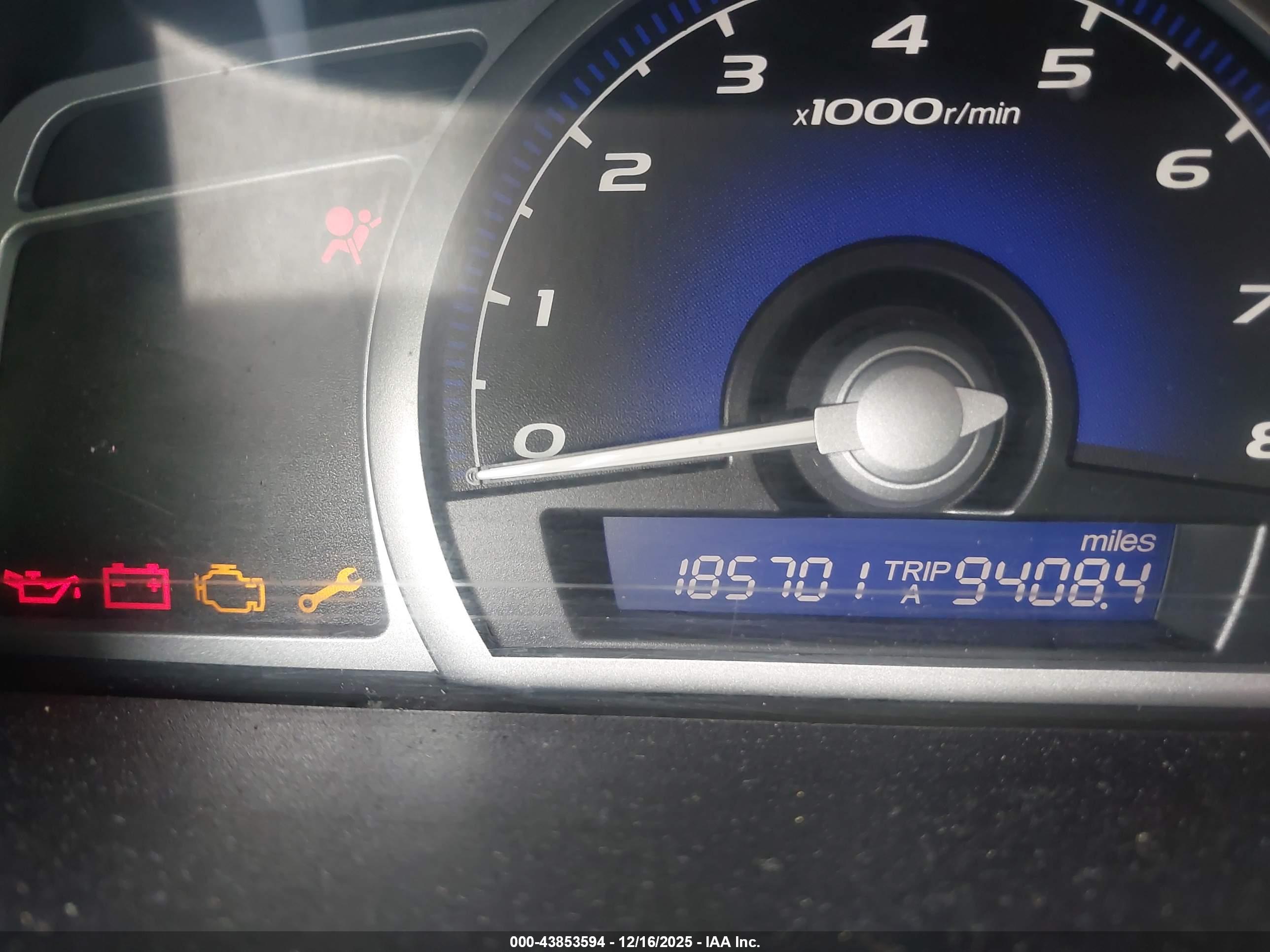 HONDA CIVIC image 7