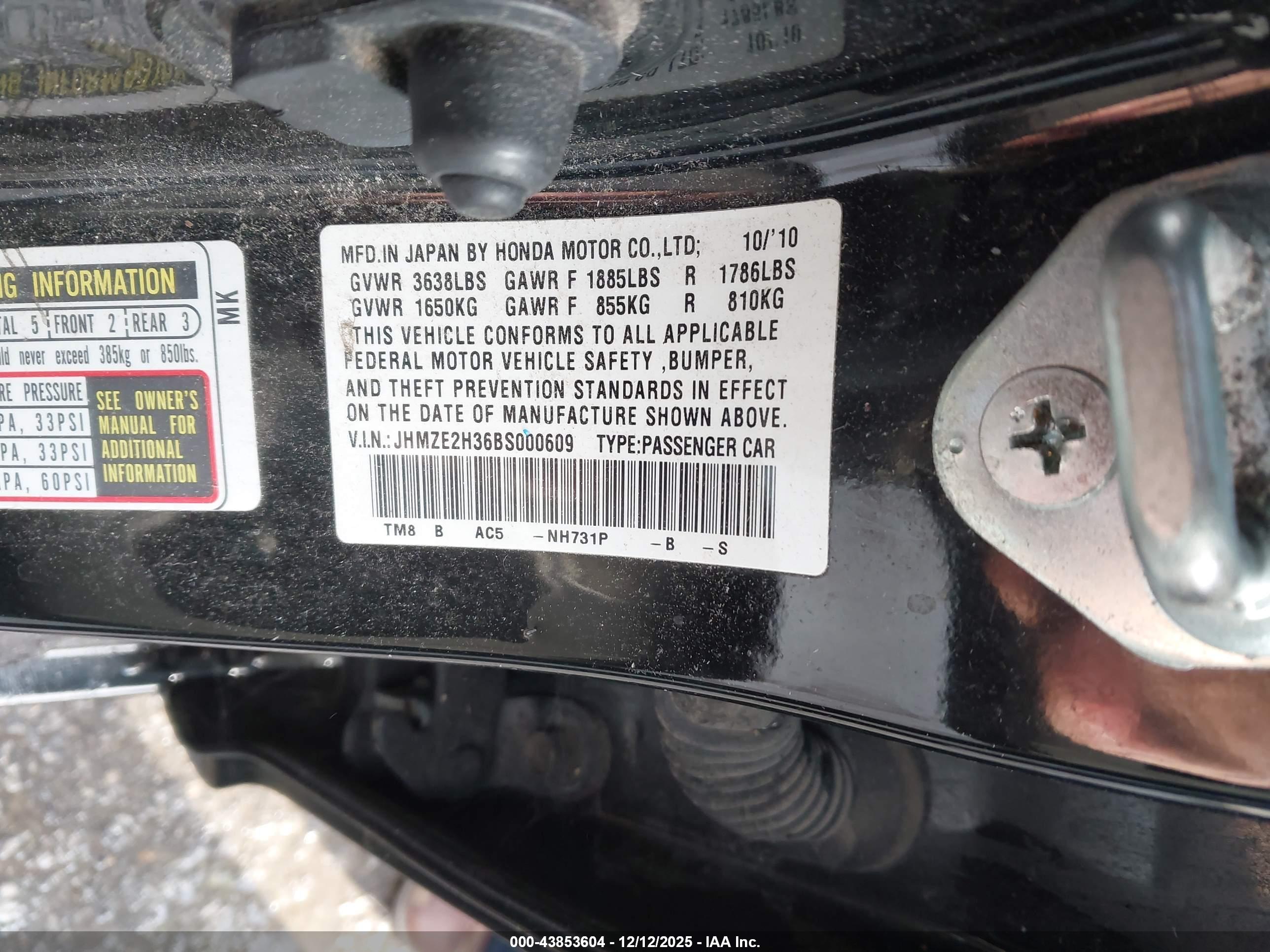 HONDA INSIGHT image 9