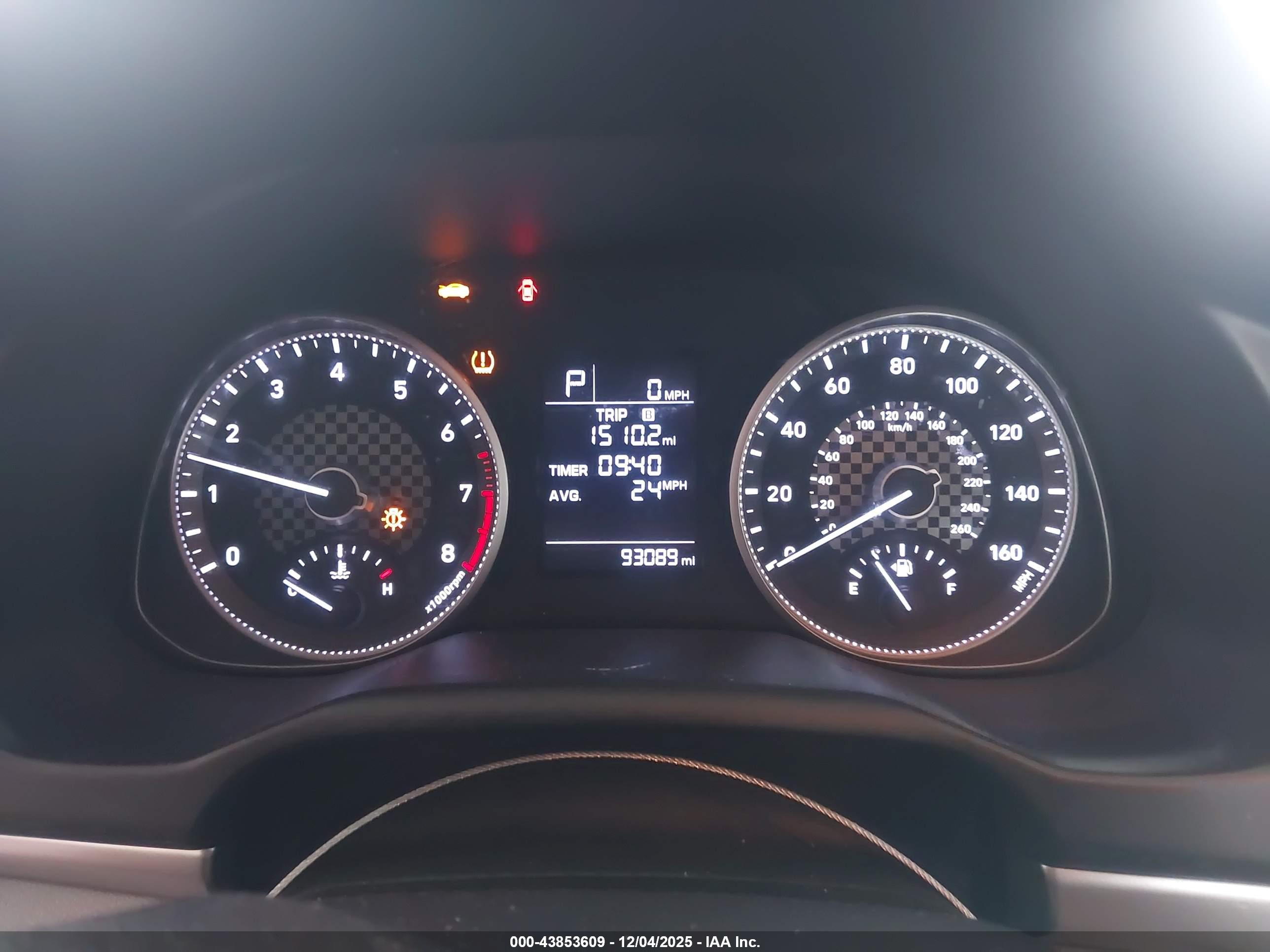 HYUNDAI ELANTRA image 7