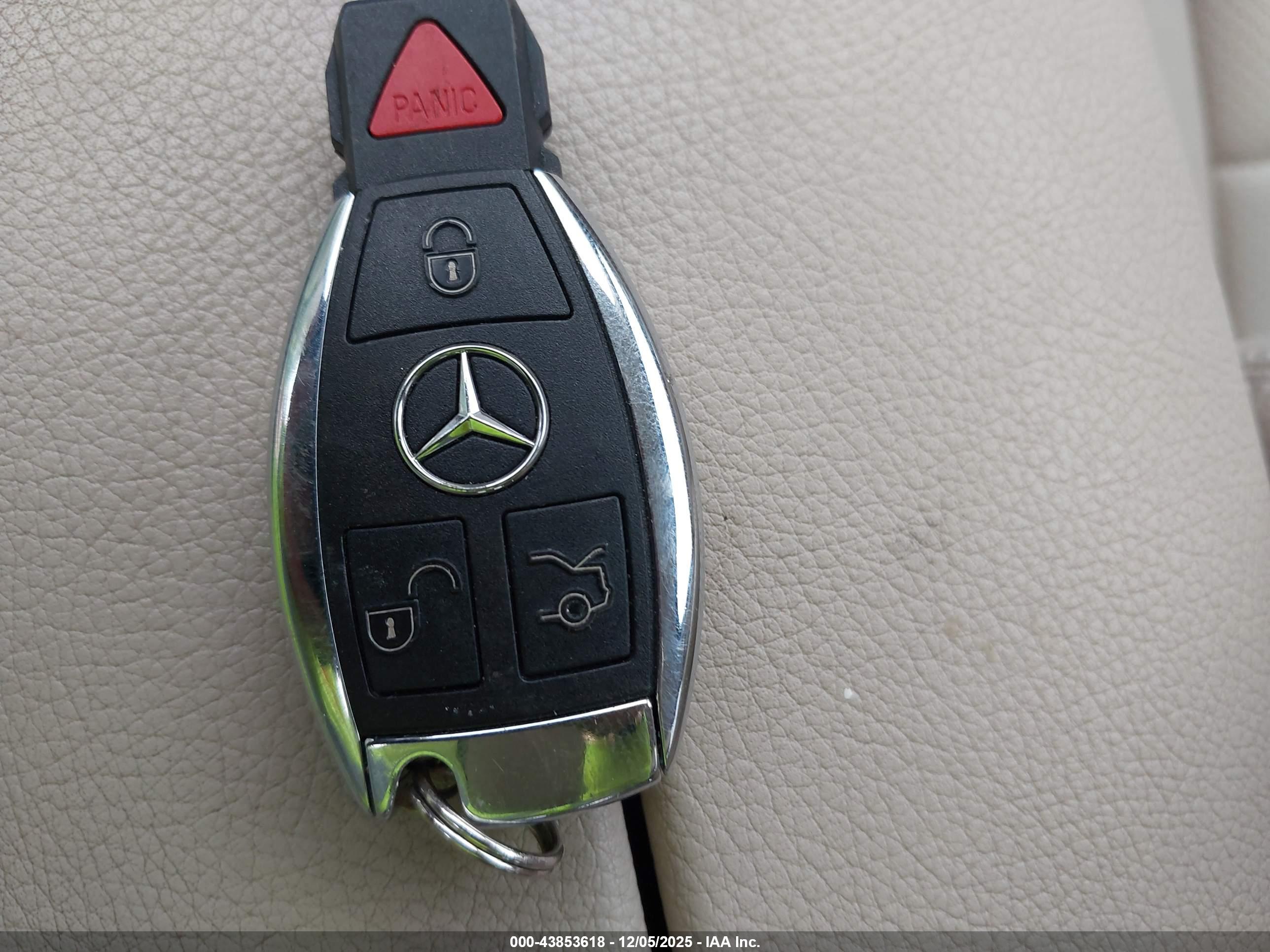 MERCEDES-BENZ GLC image 11