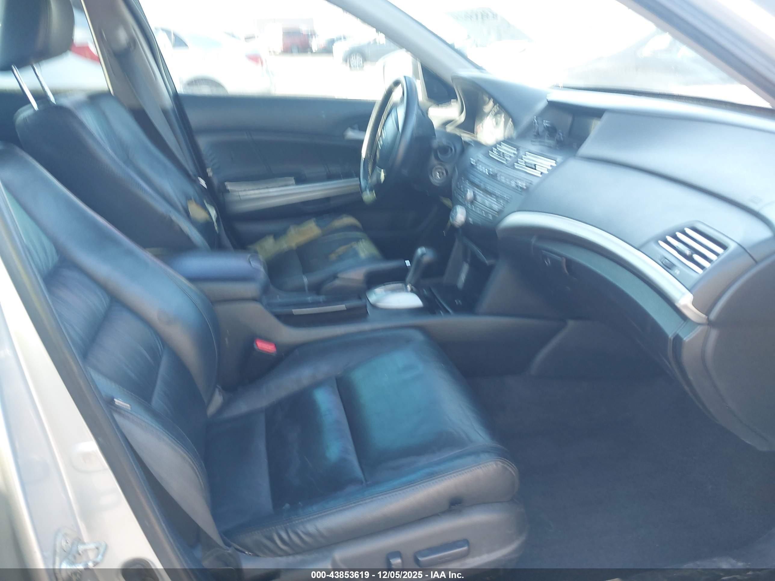 HONDA ACCORD image 5