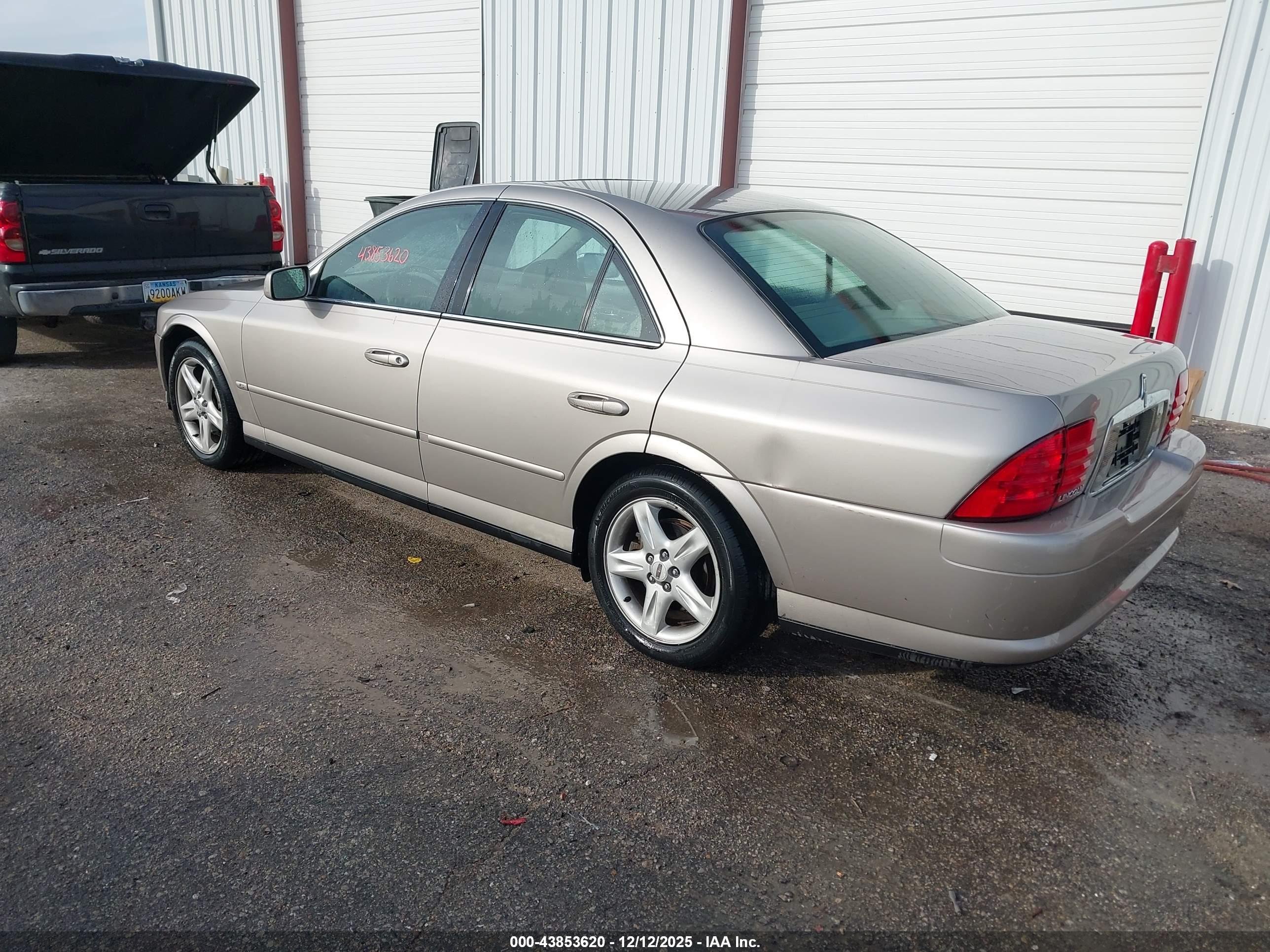 LINCOLN LS image 3