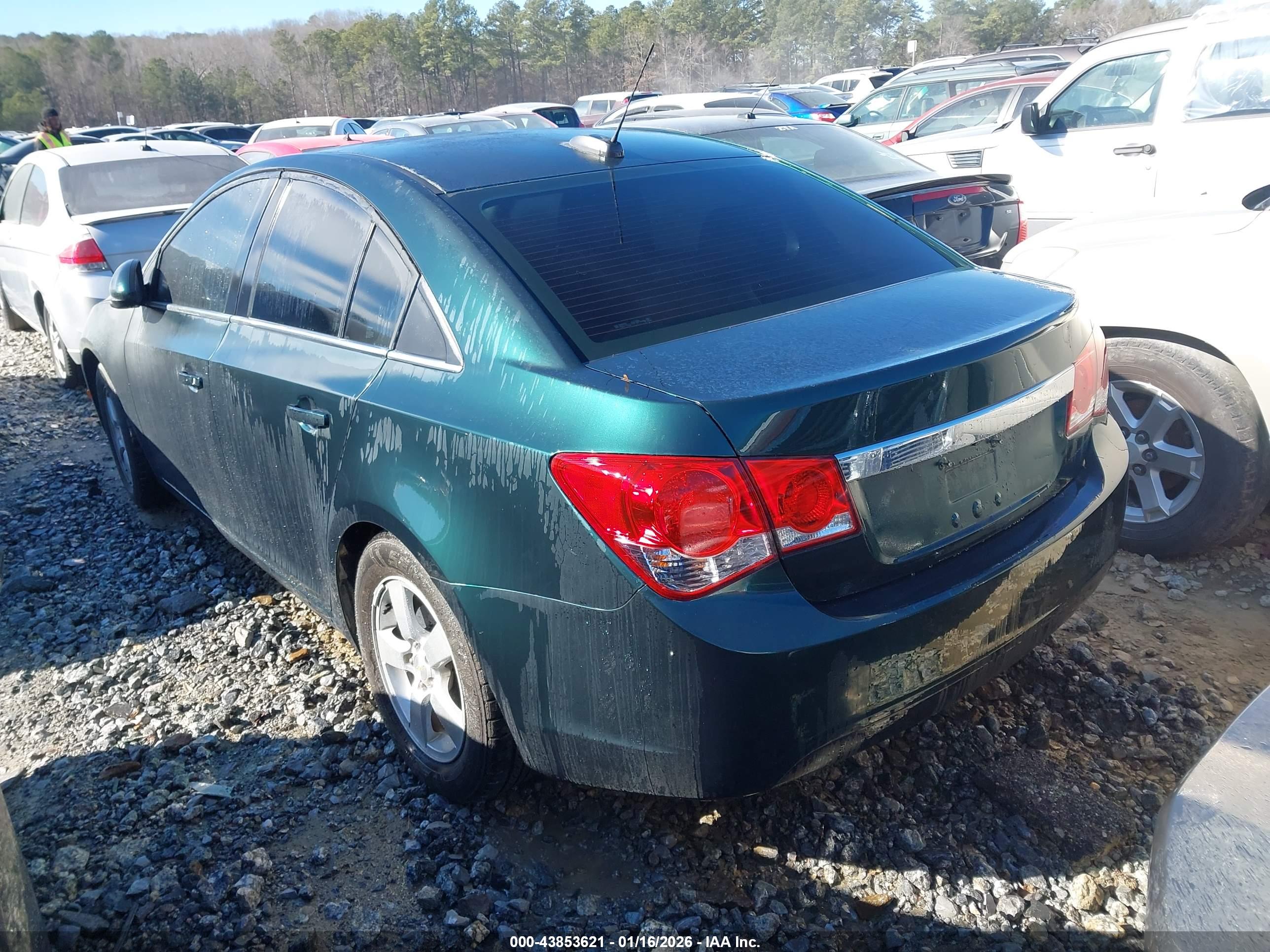 CHEVROLET CRUZE image 3