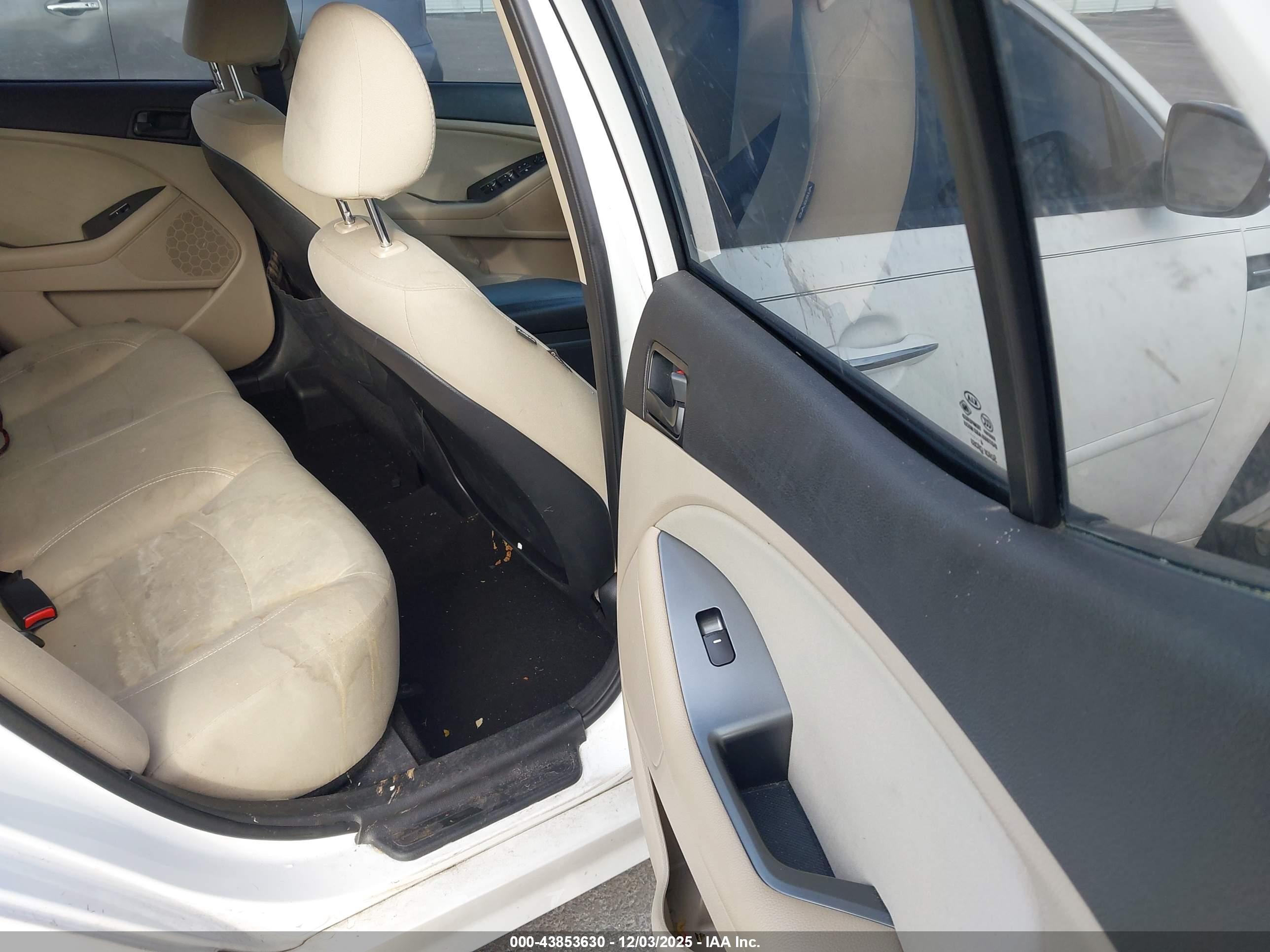 KIA OPTIMA image 8