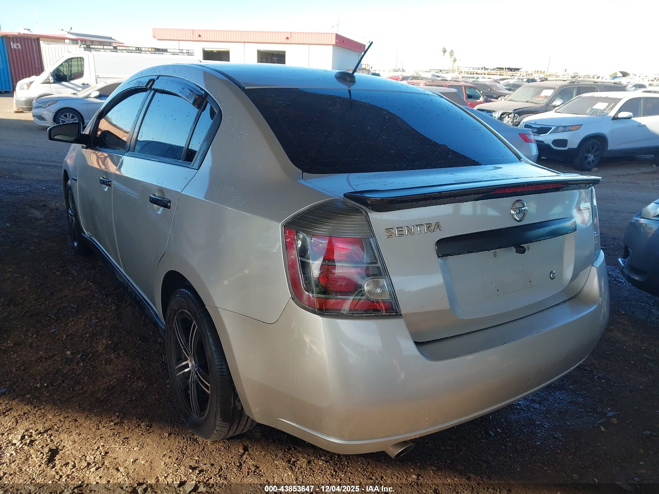 NISSAN SENTRA image 3