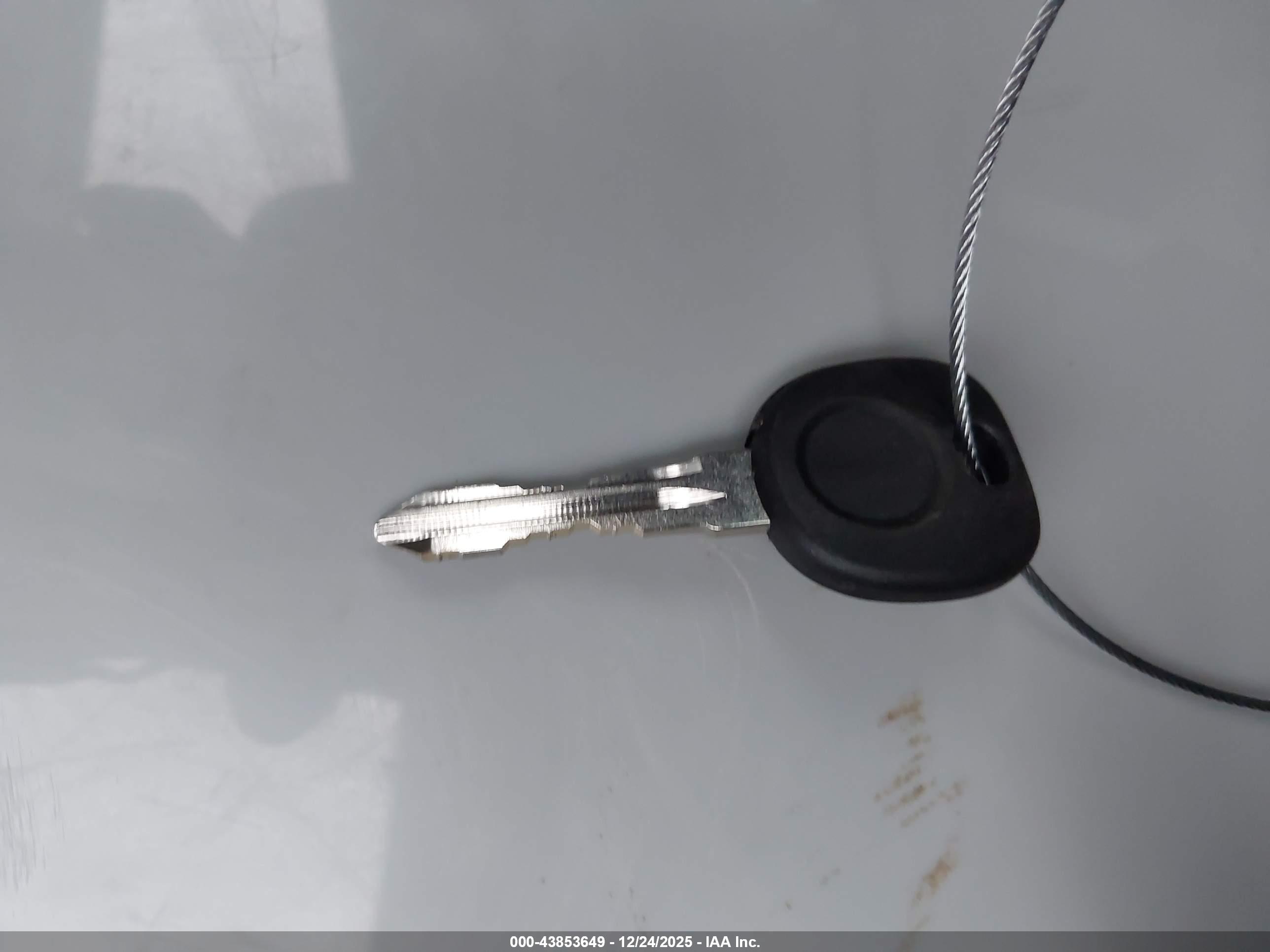 GMC SIERRA image 11