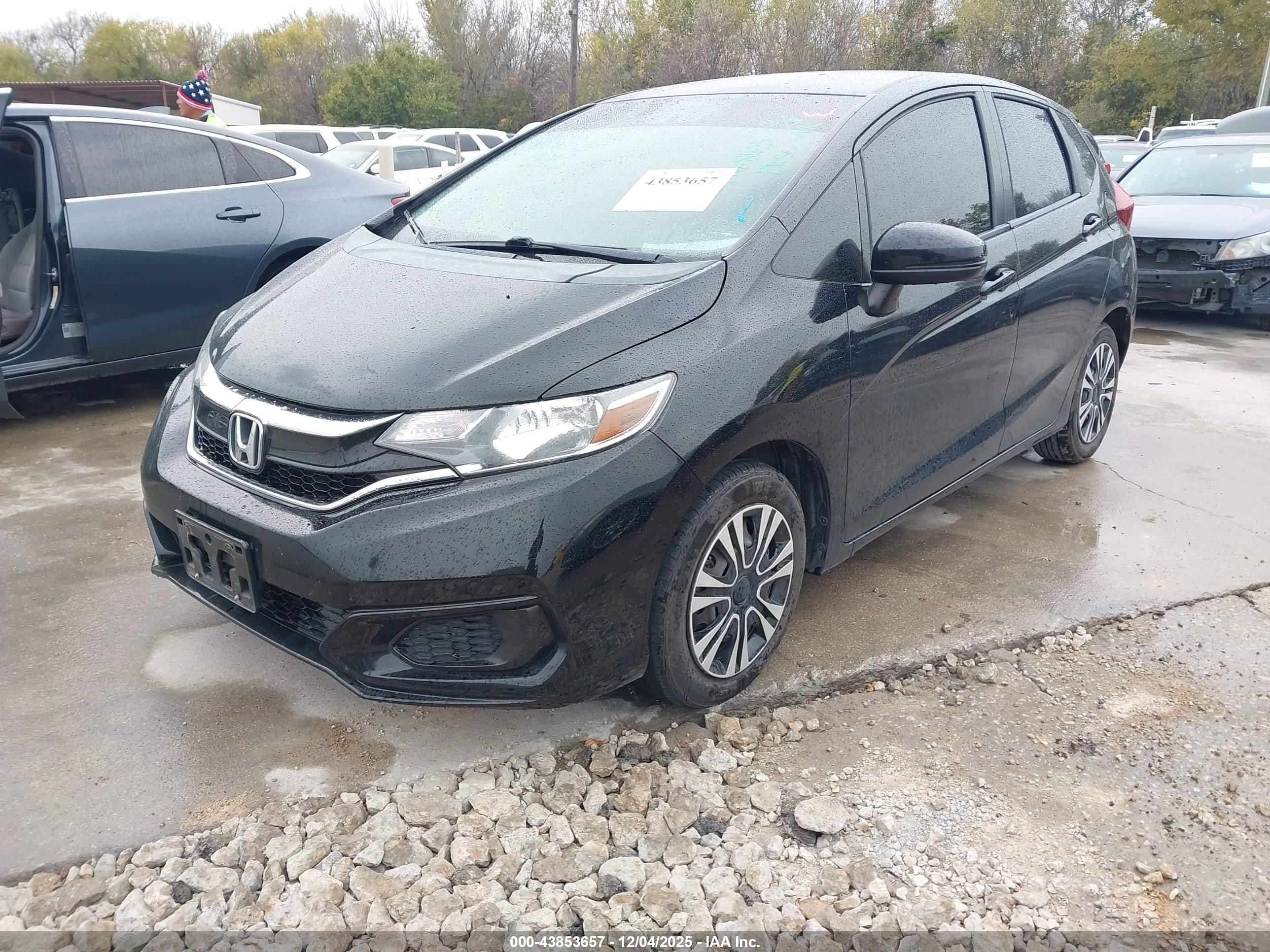 HONDA FIT image 2
