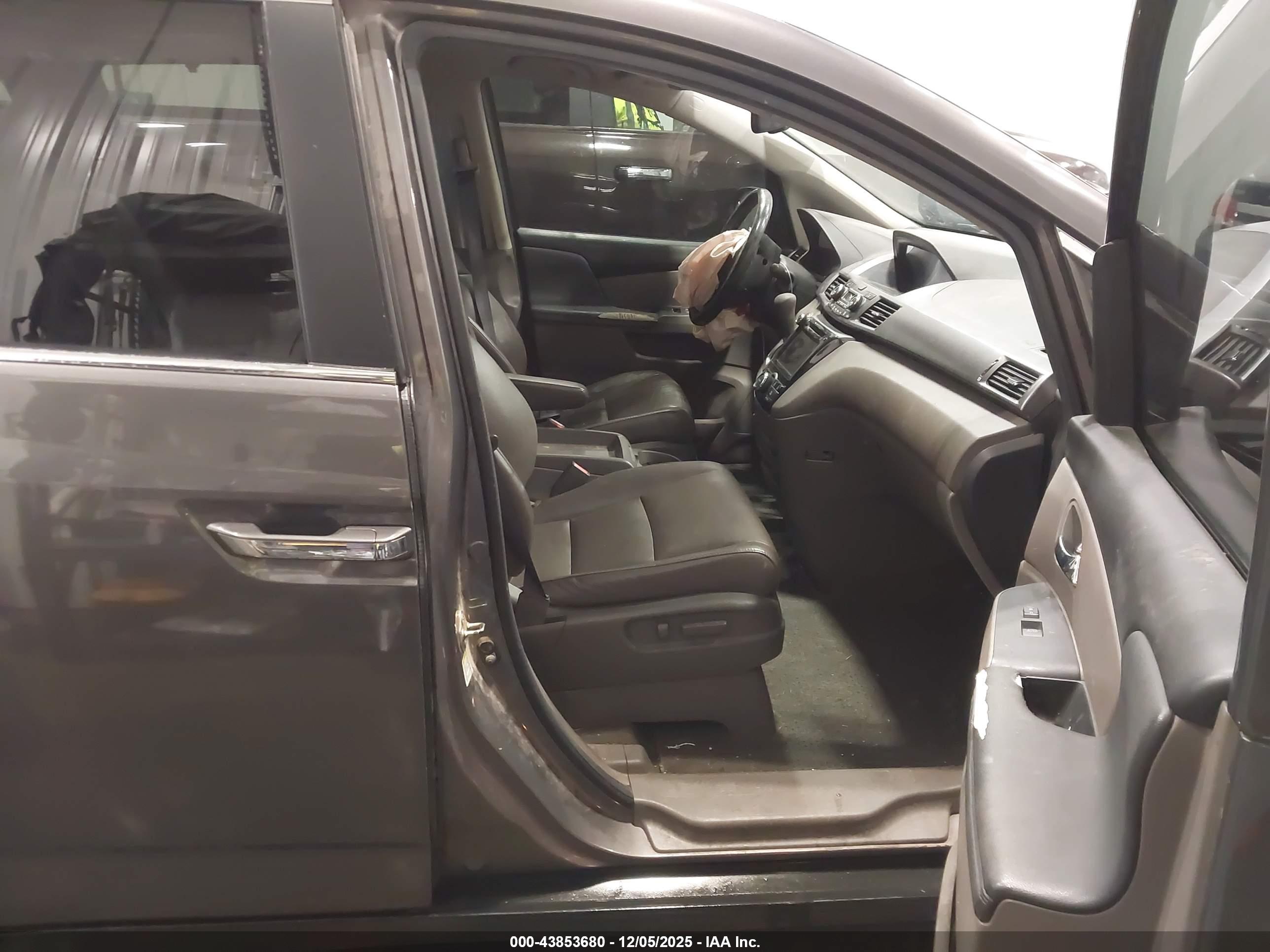 HONDA ODYSSEY image 5