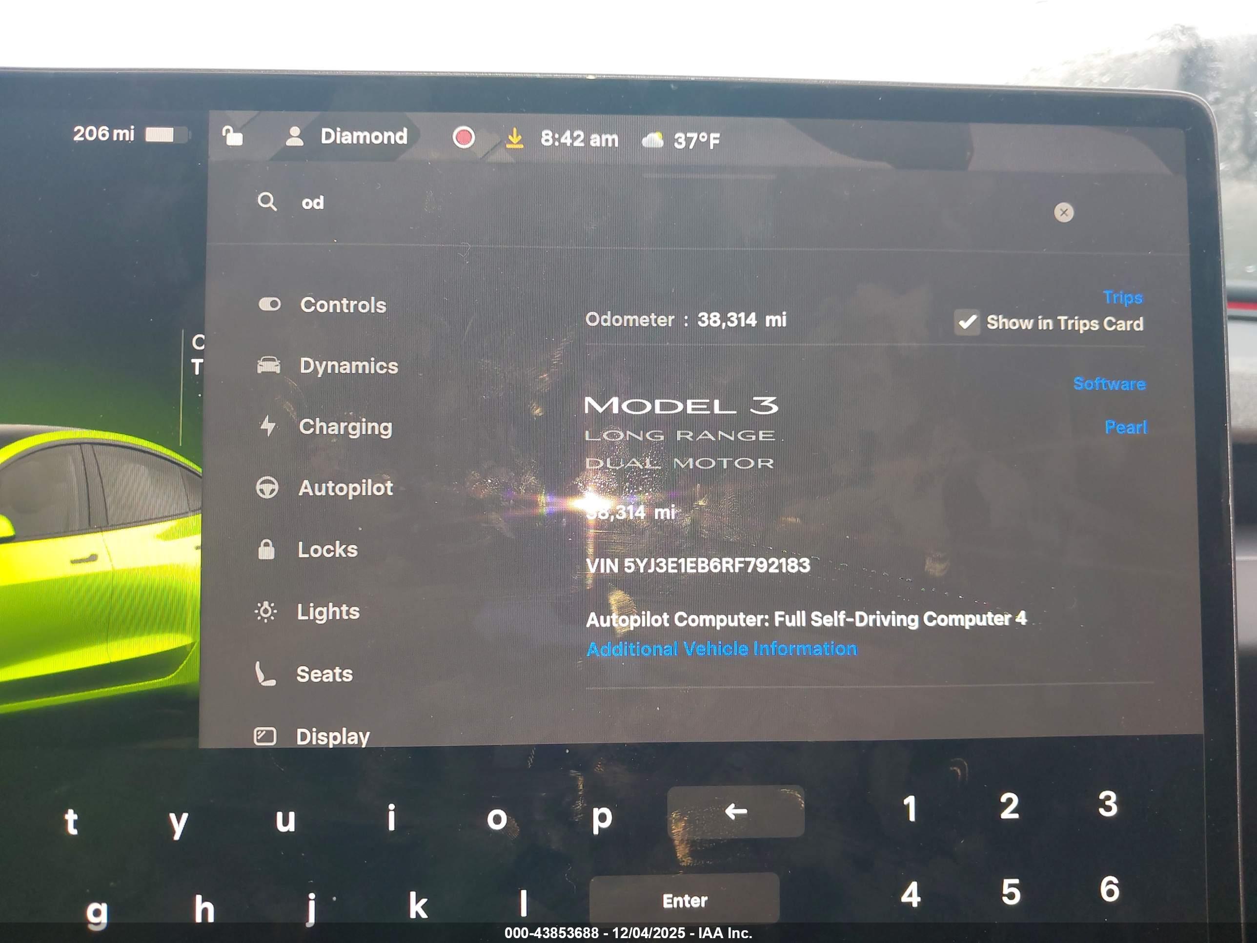 TESLA MODEL image 7