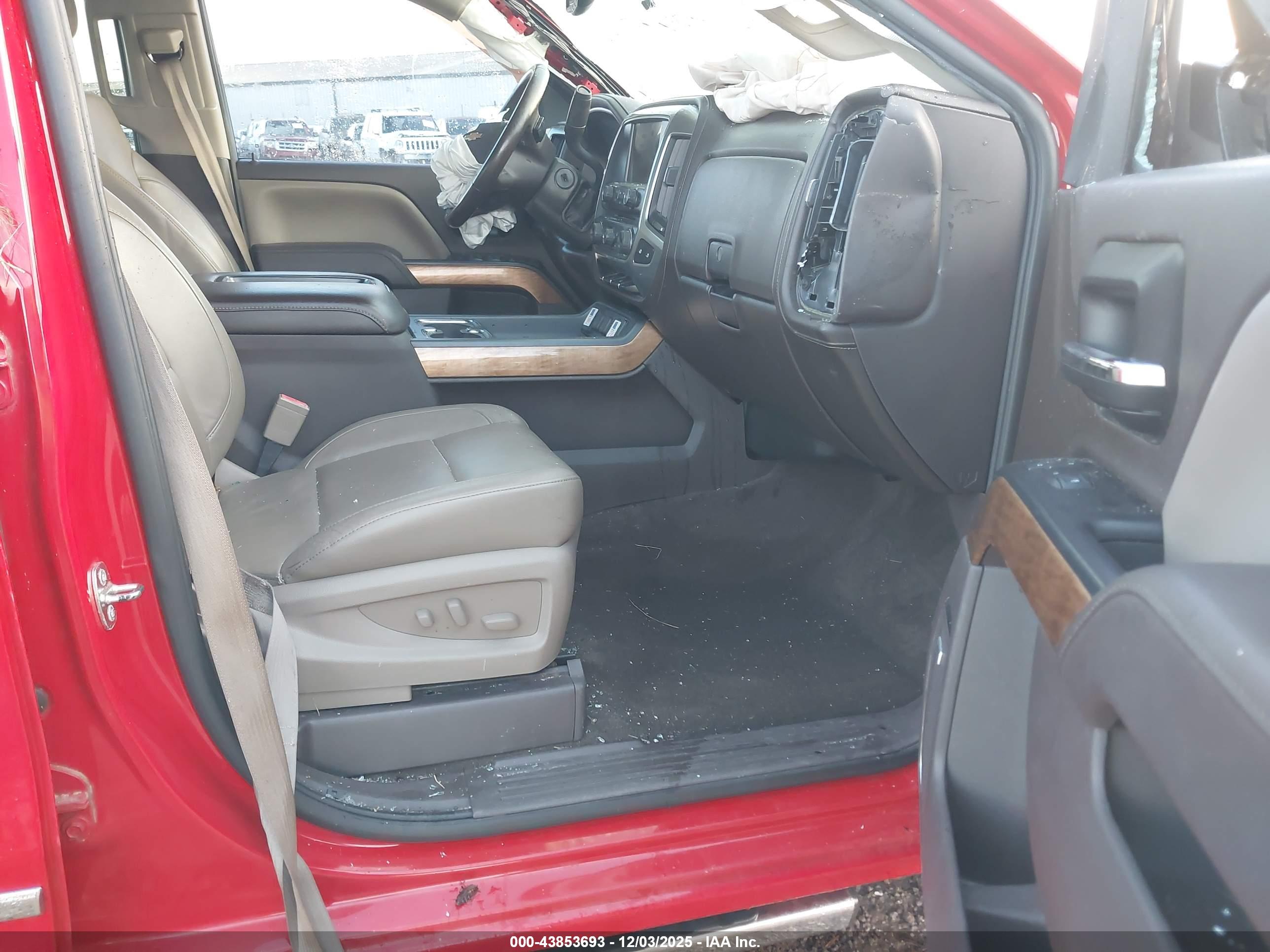 CHEVROLET SILVERADO image 5