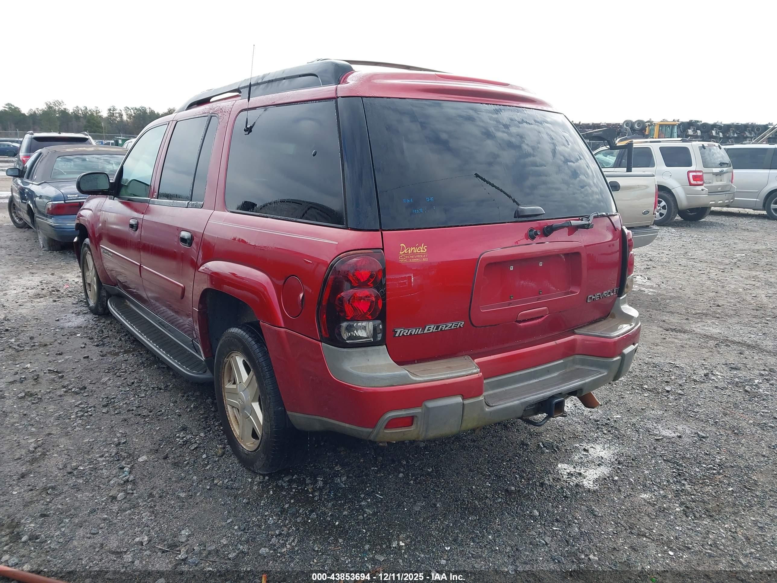 CHEVROLET TRAILBLAZER image 3
