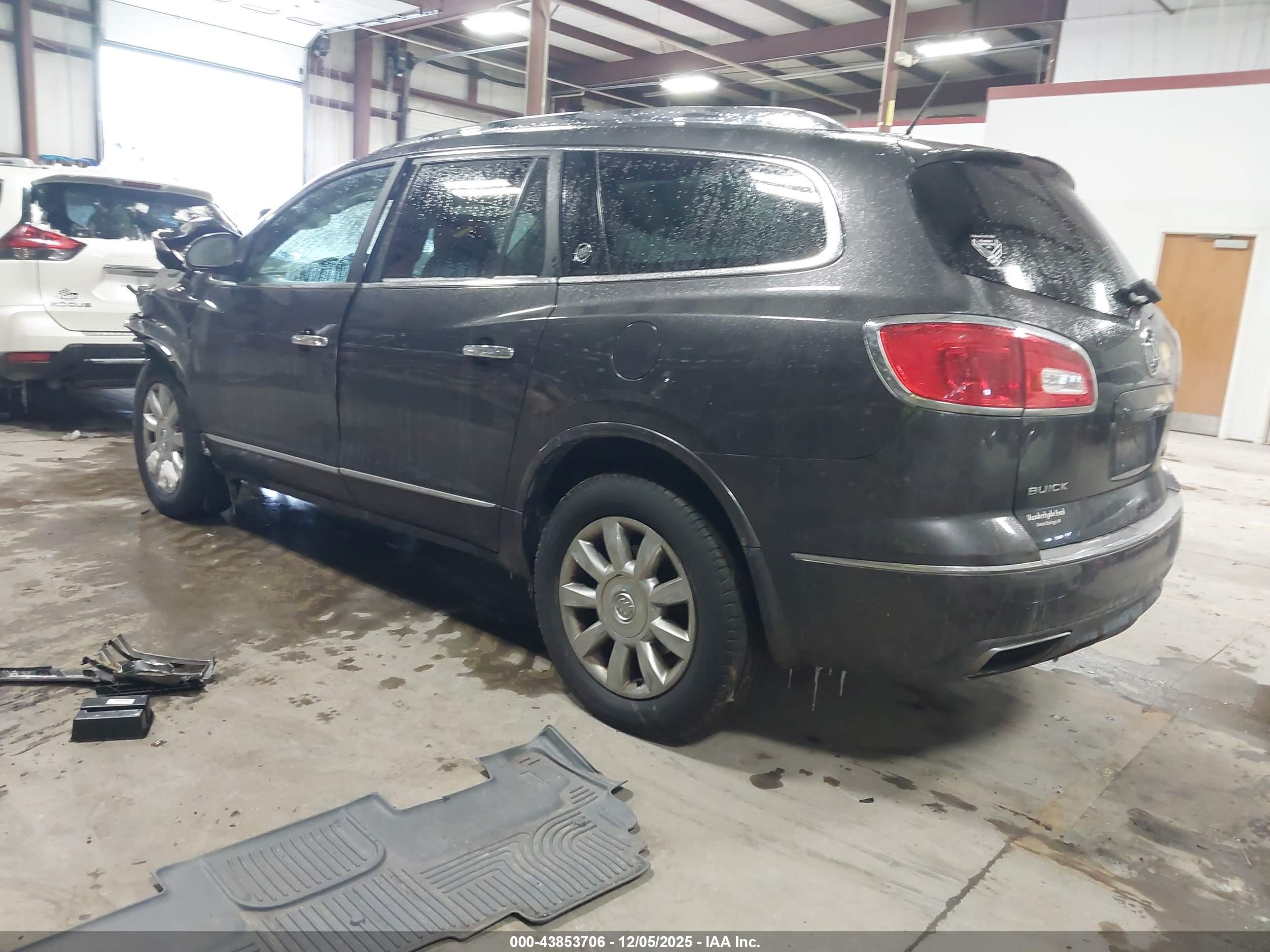 BUICK ENCLAVE image 3