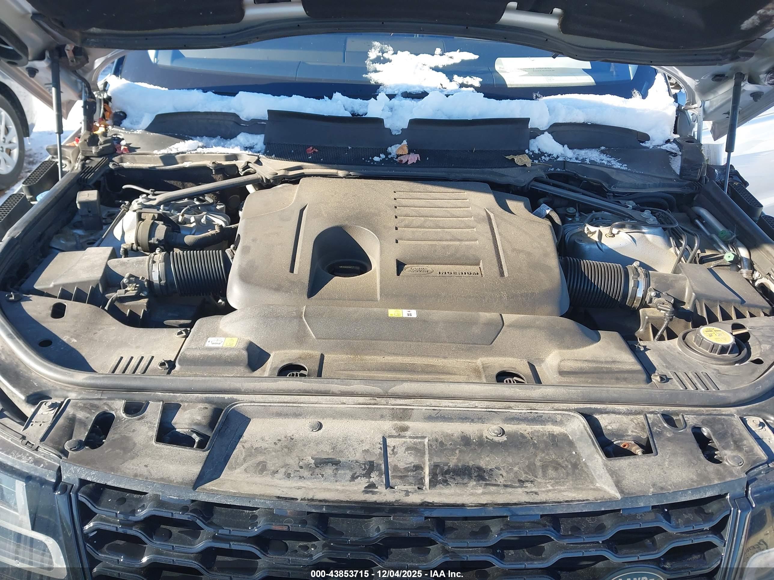LAND ROVER image 10