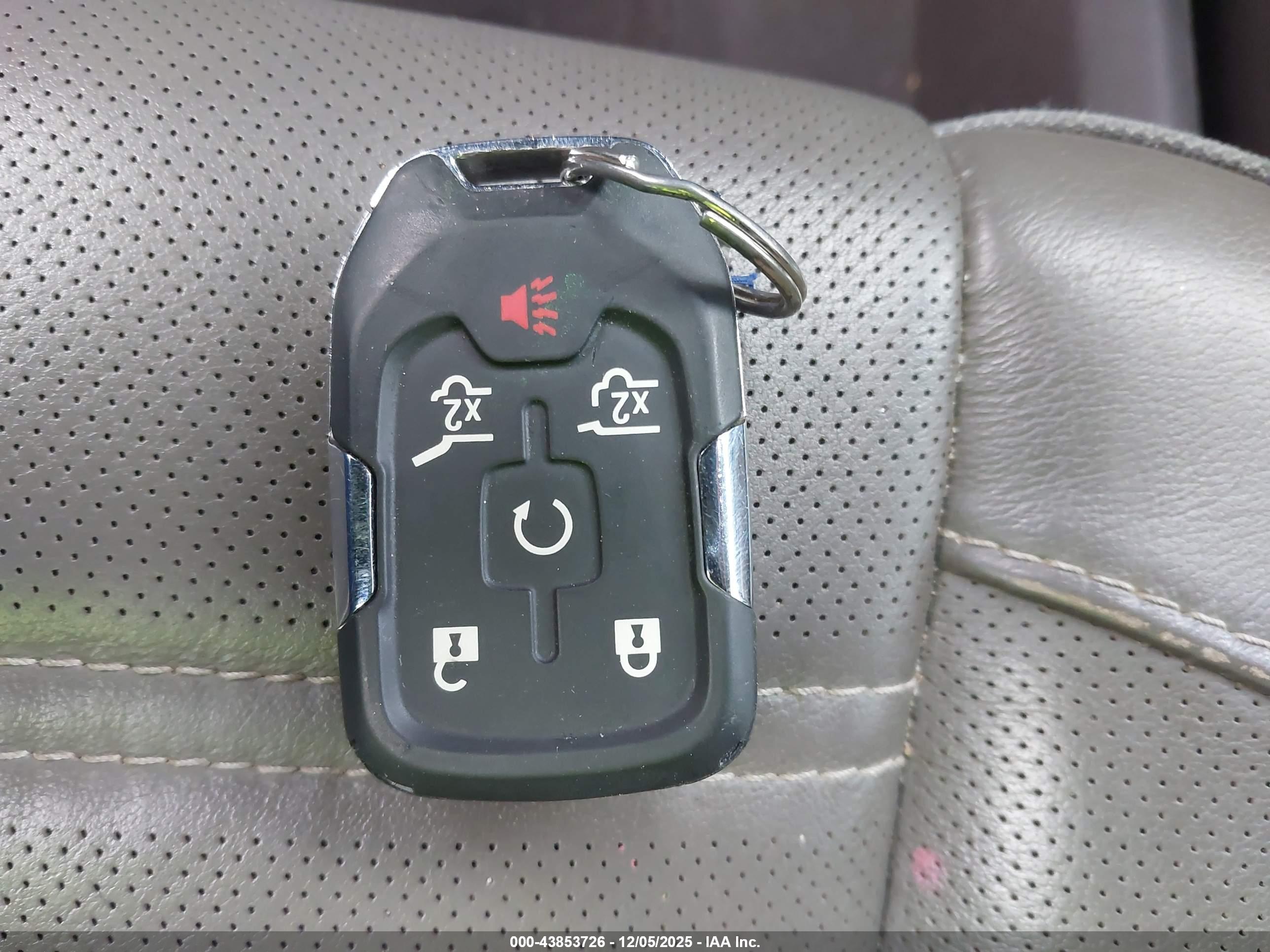 GMC YUKON image 11