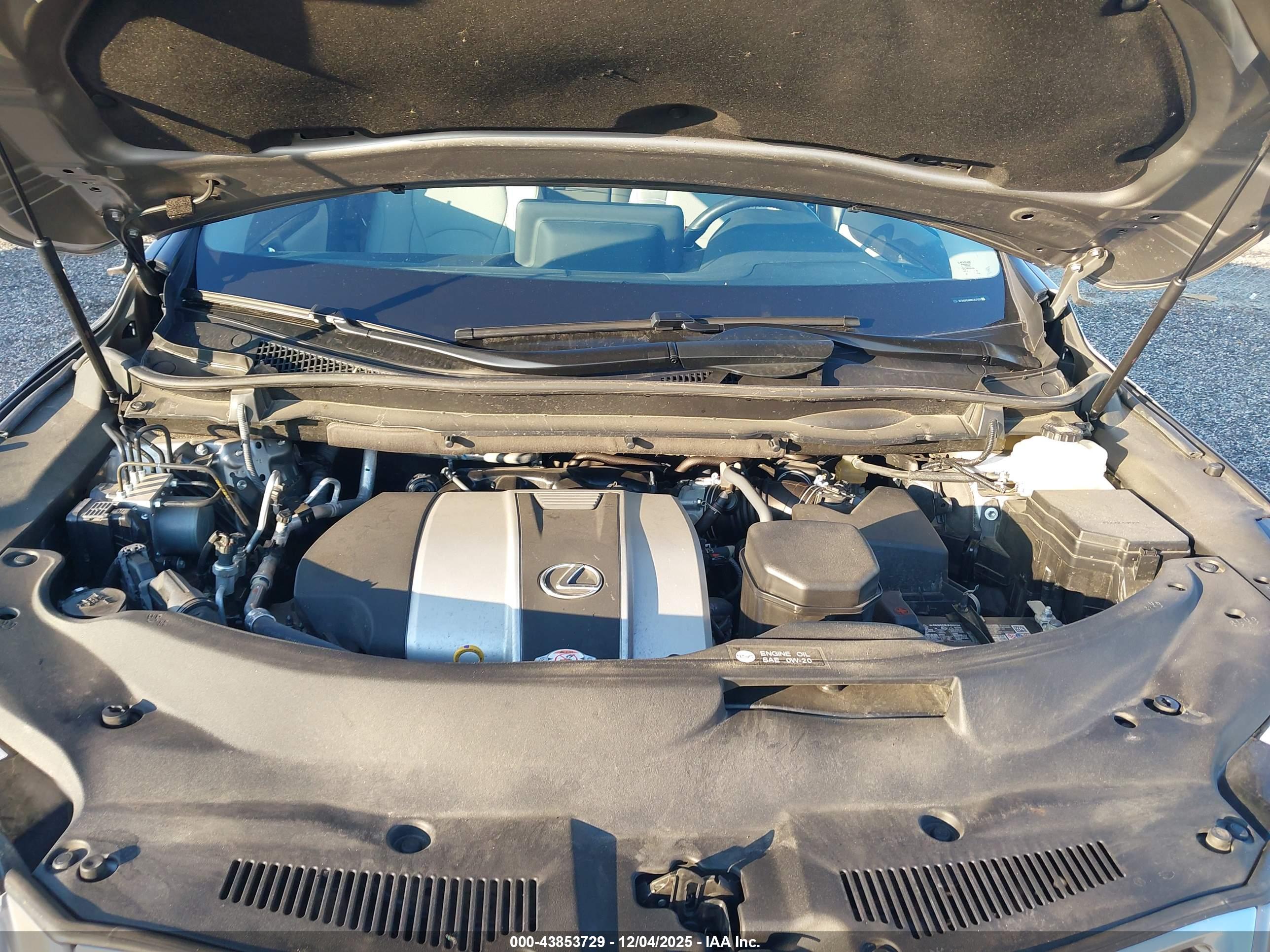 LEXUS RX image 10