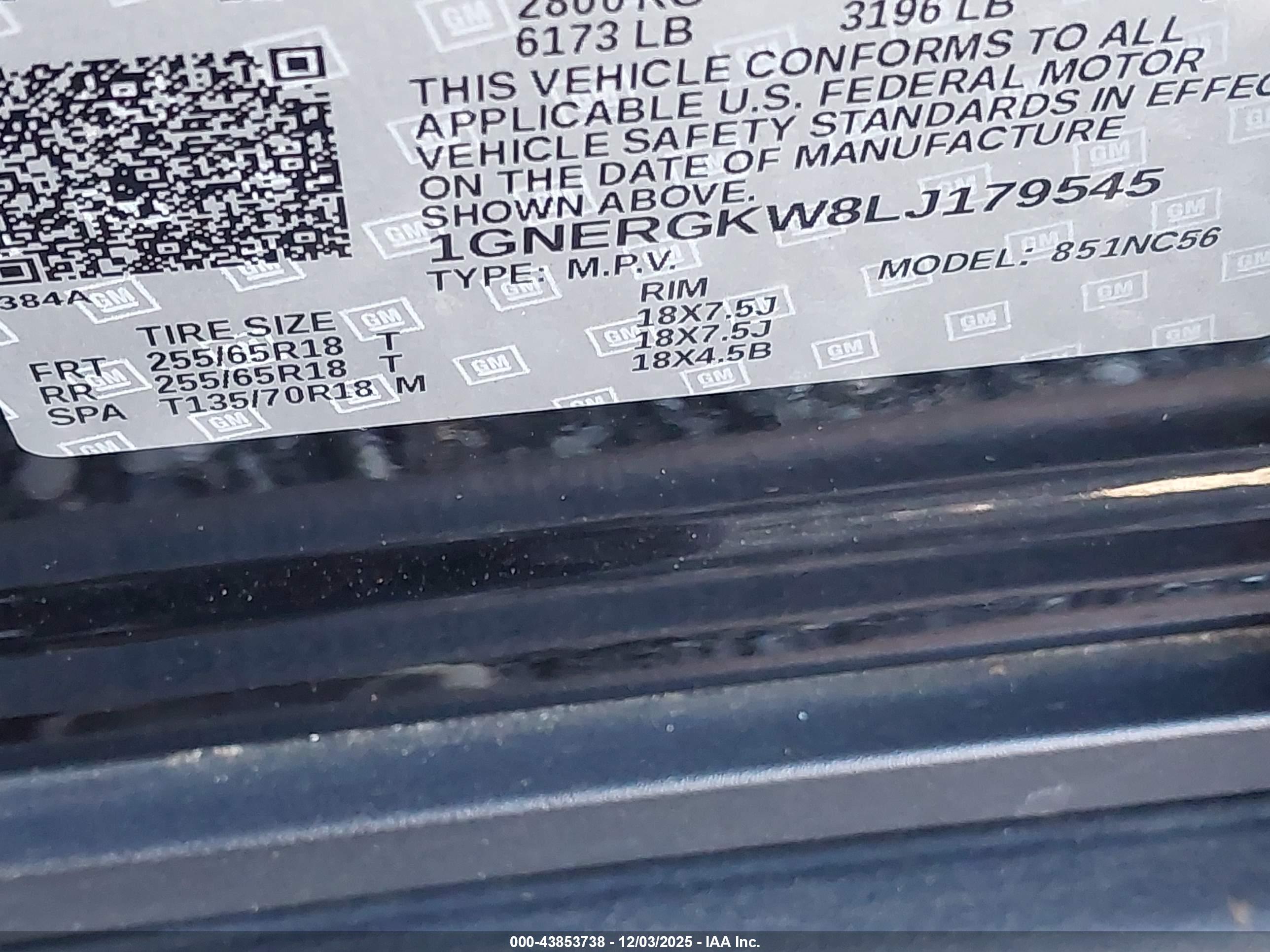 CHEVROLET TRAVERSE image 9