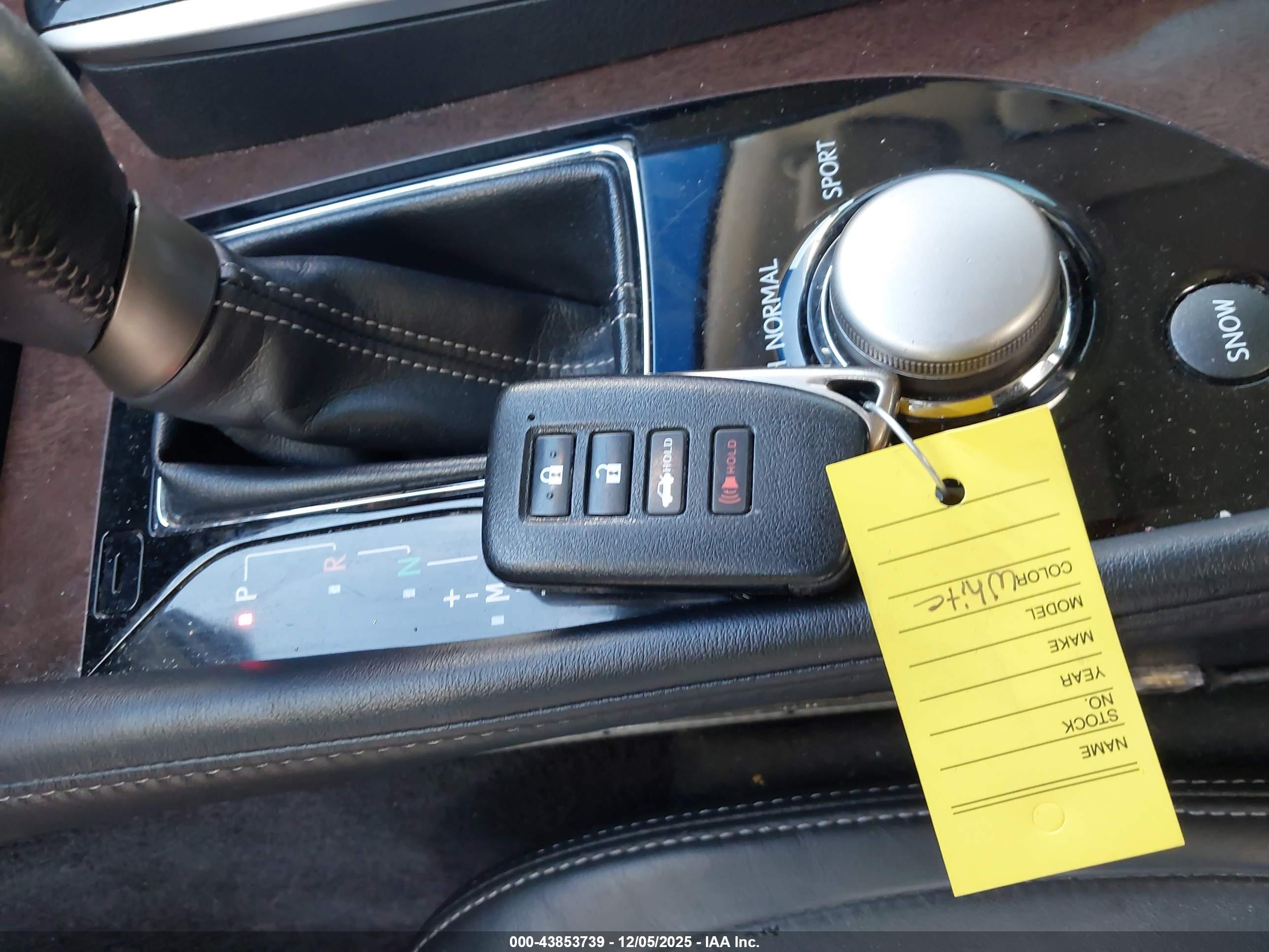 LEXUS GS image 11