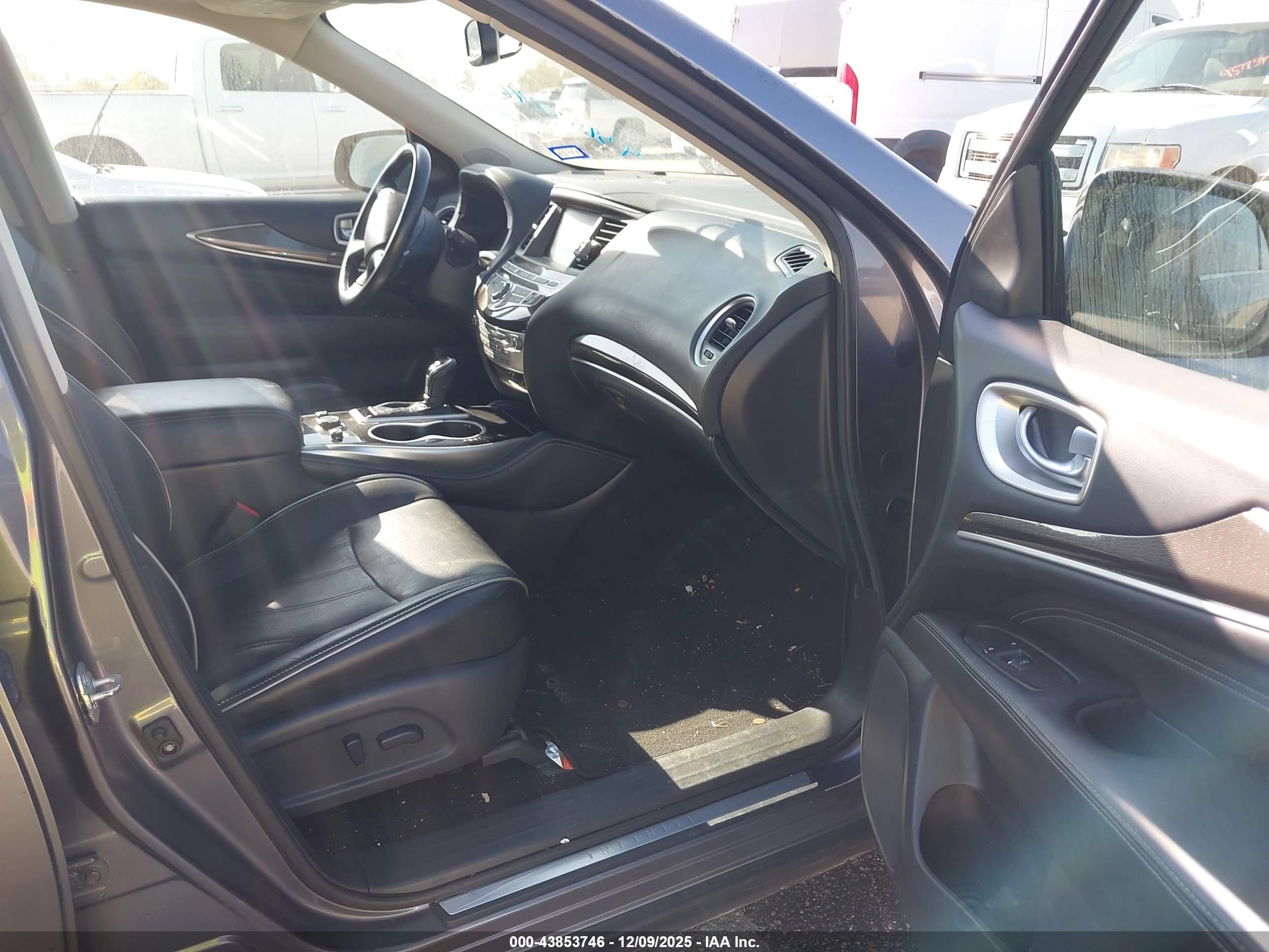 INFINITI QX60 image 5