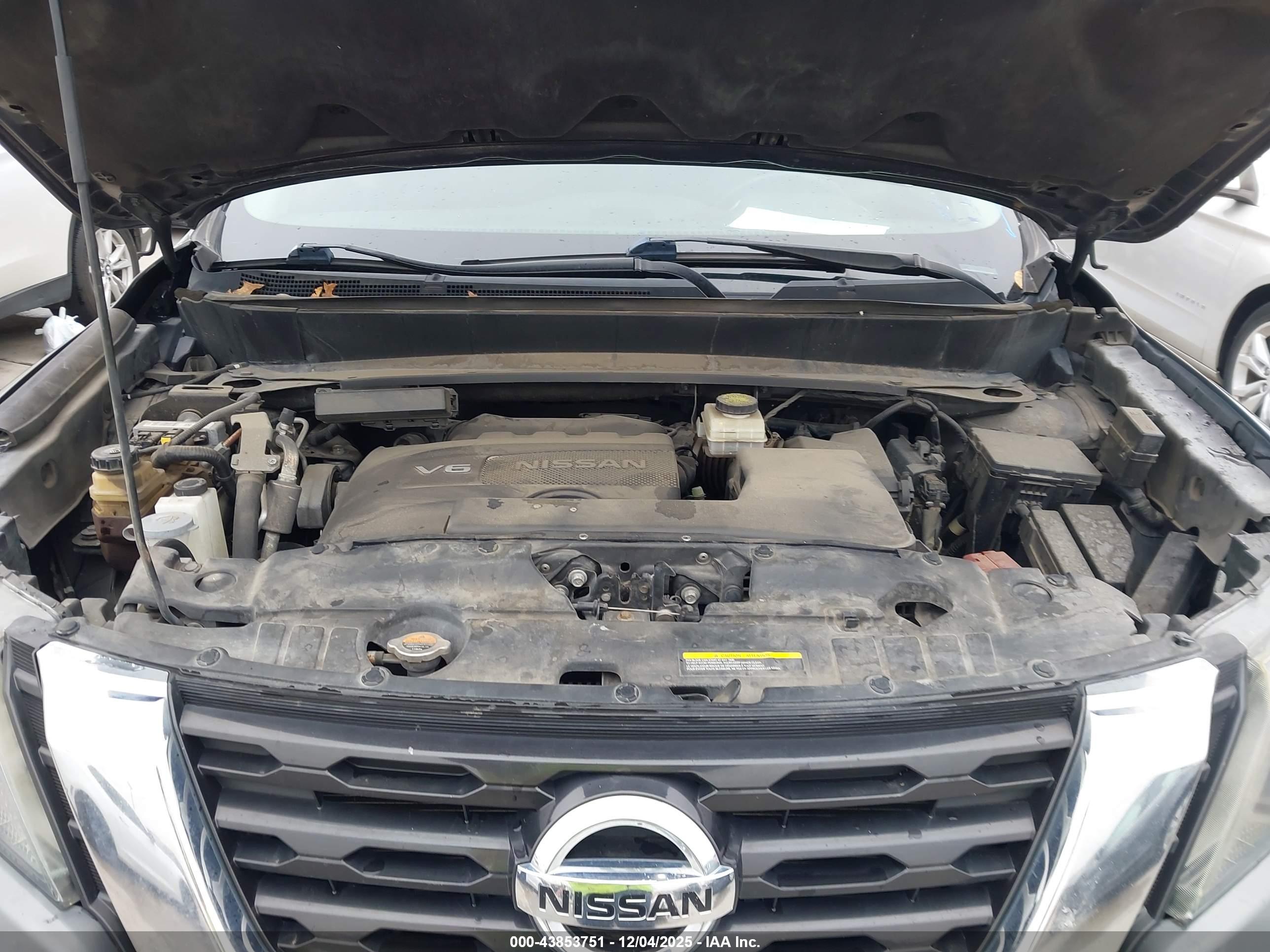 NISSAN PATHFINDER image 10
