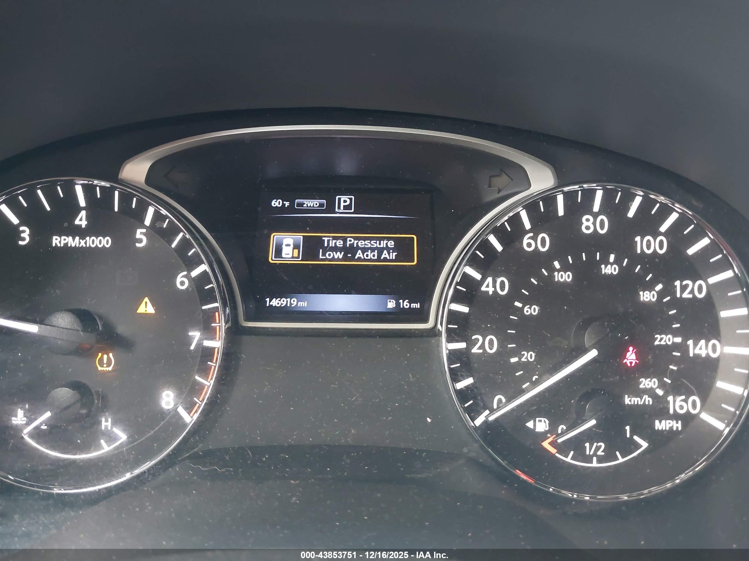 NISSAN PATHFINDER image 7