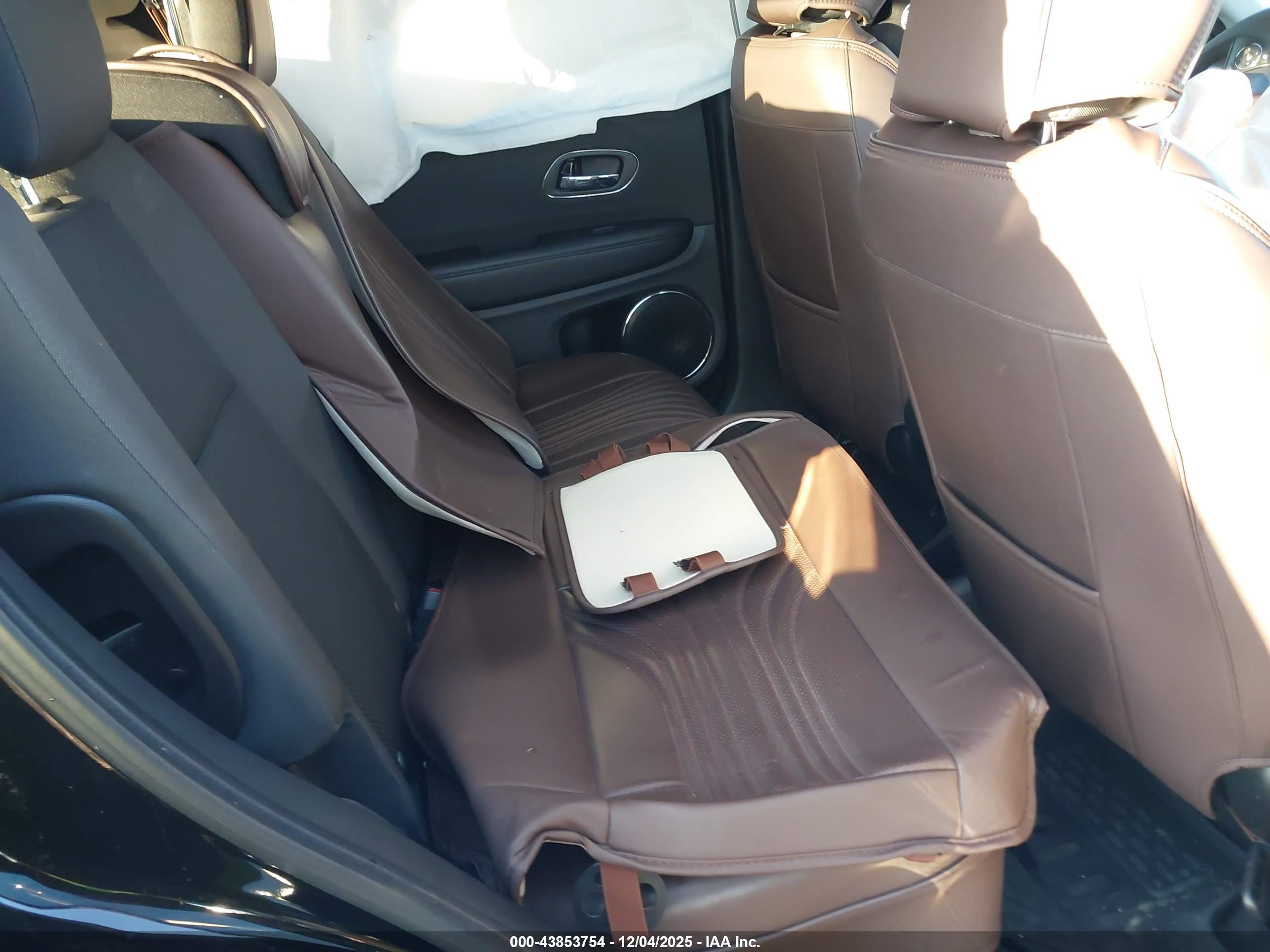 HONDA HR-V image 8