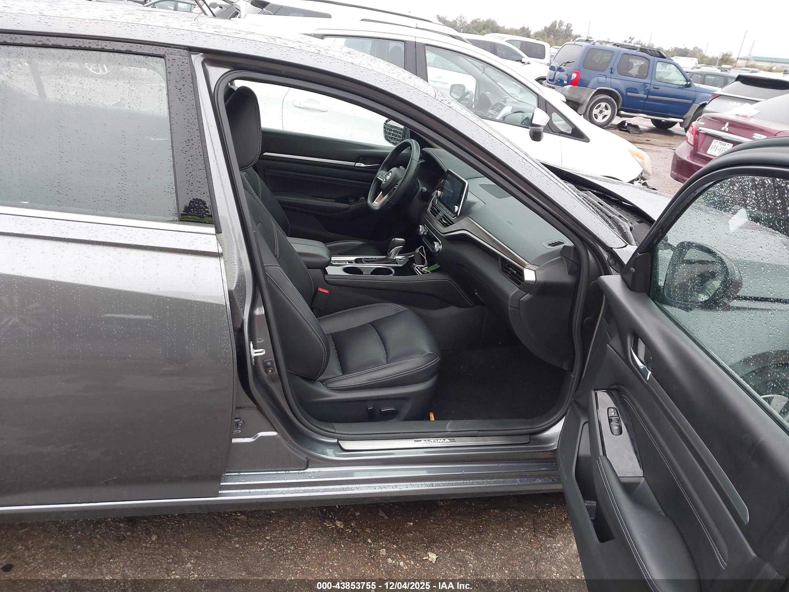 NISSAN ALTIMA image 5
