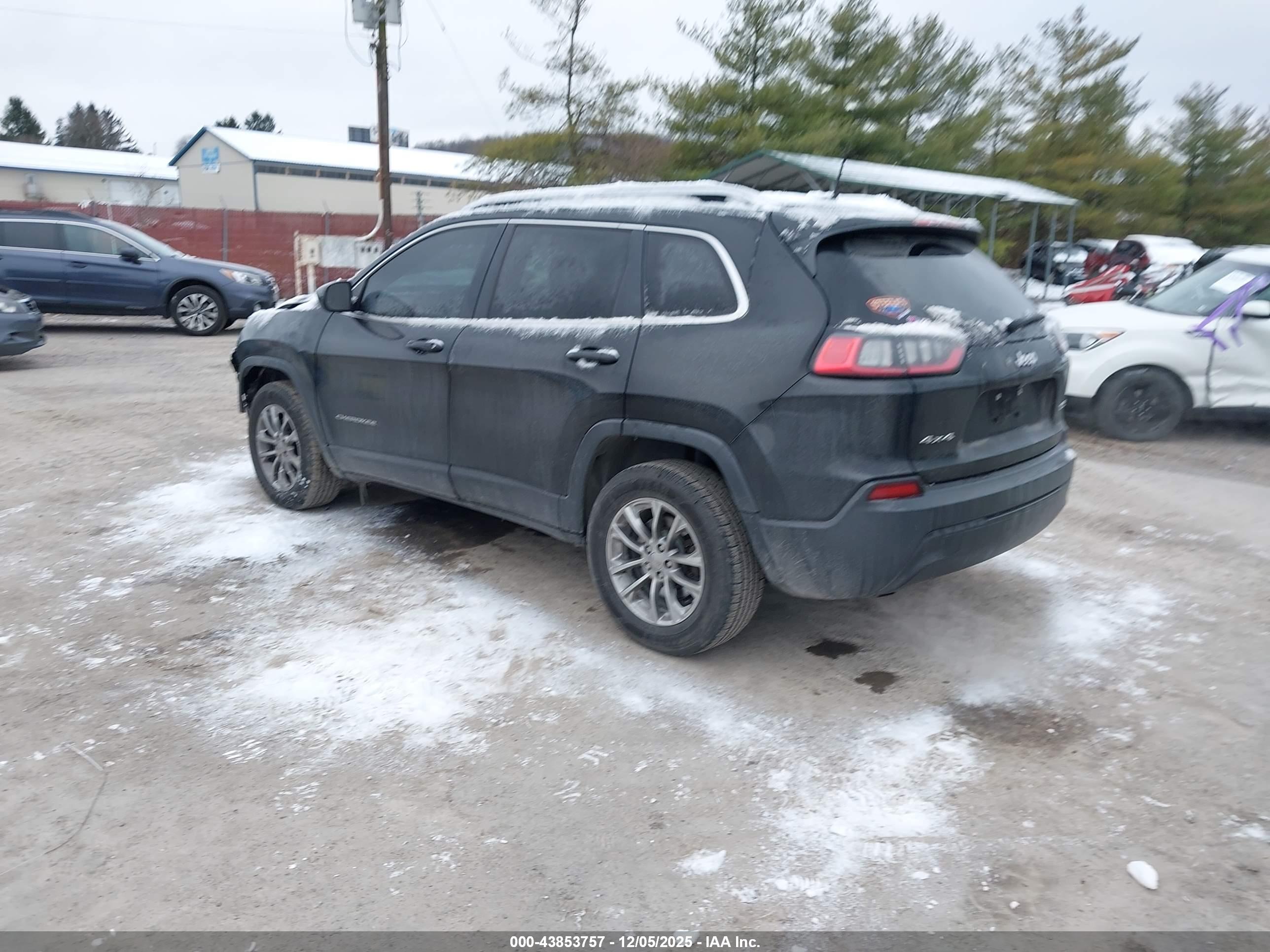 JEEP CHEROKEE image 3