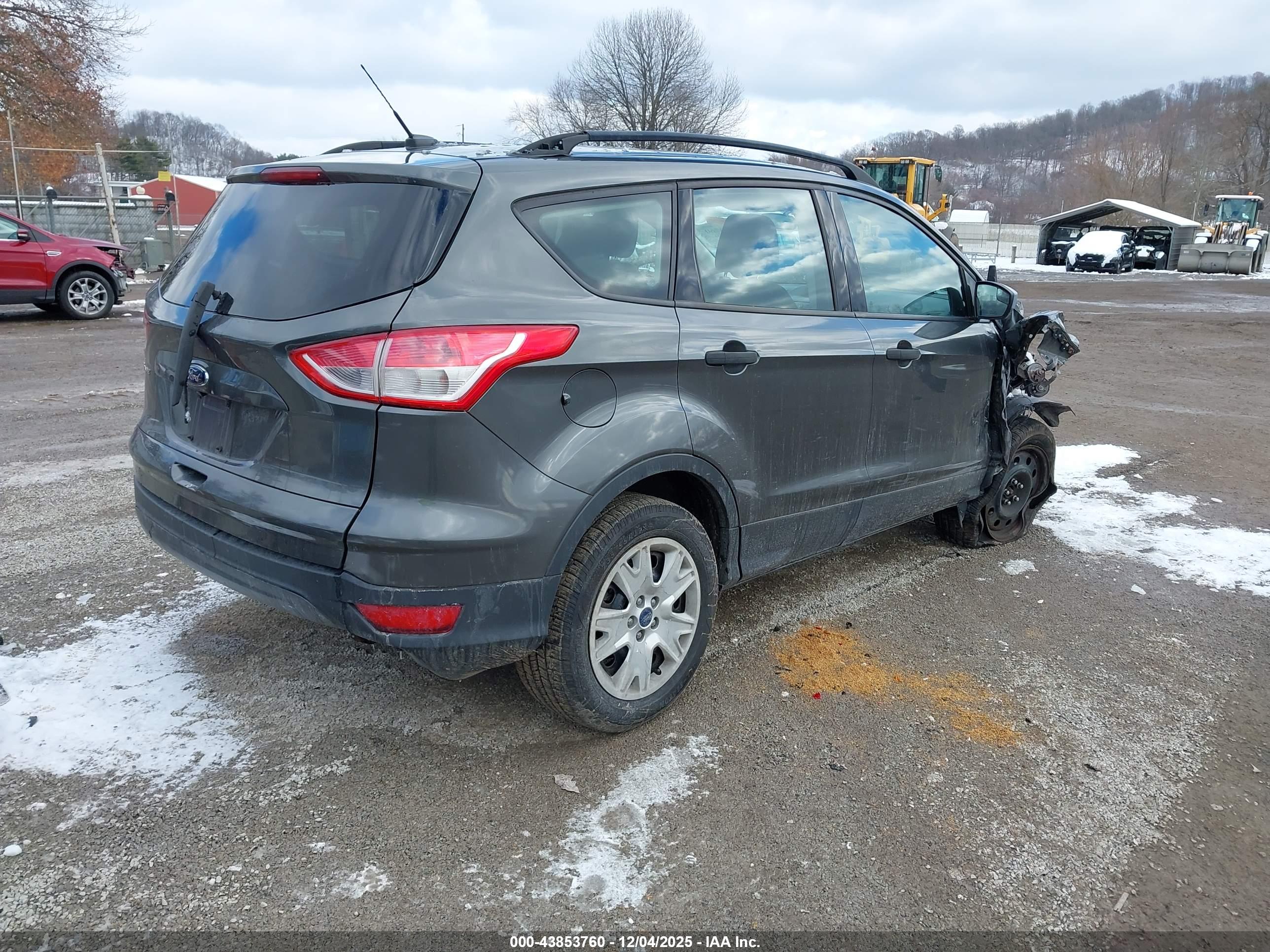 FORD ESCAPE image 4