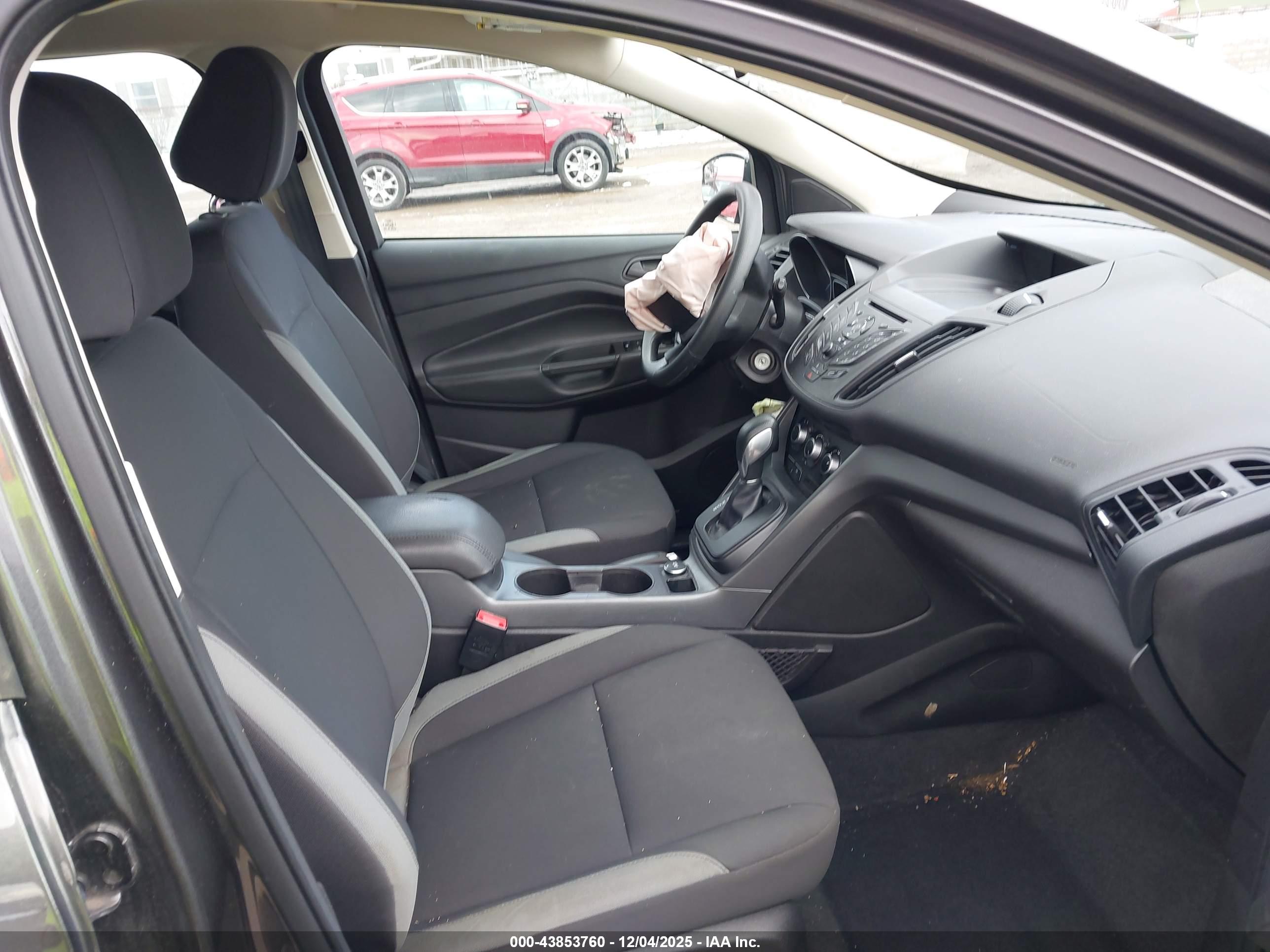 FORD ESCAPE image 5