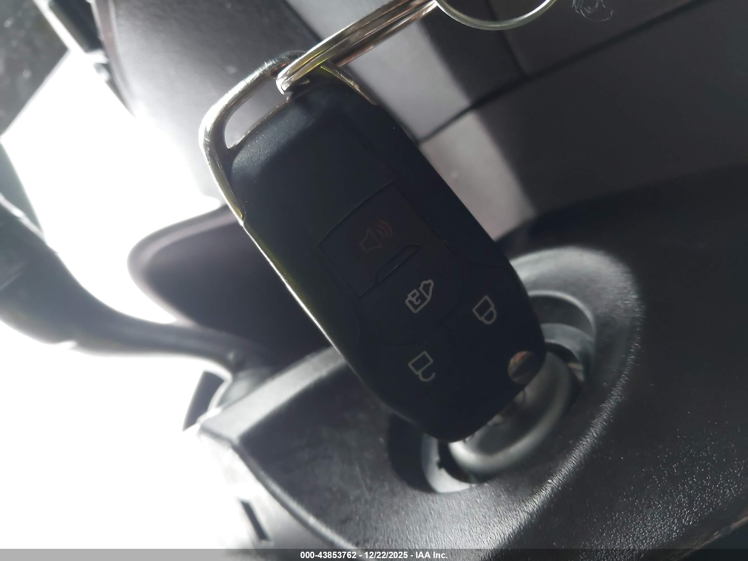 FORD TRANSIT image 11