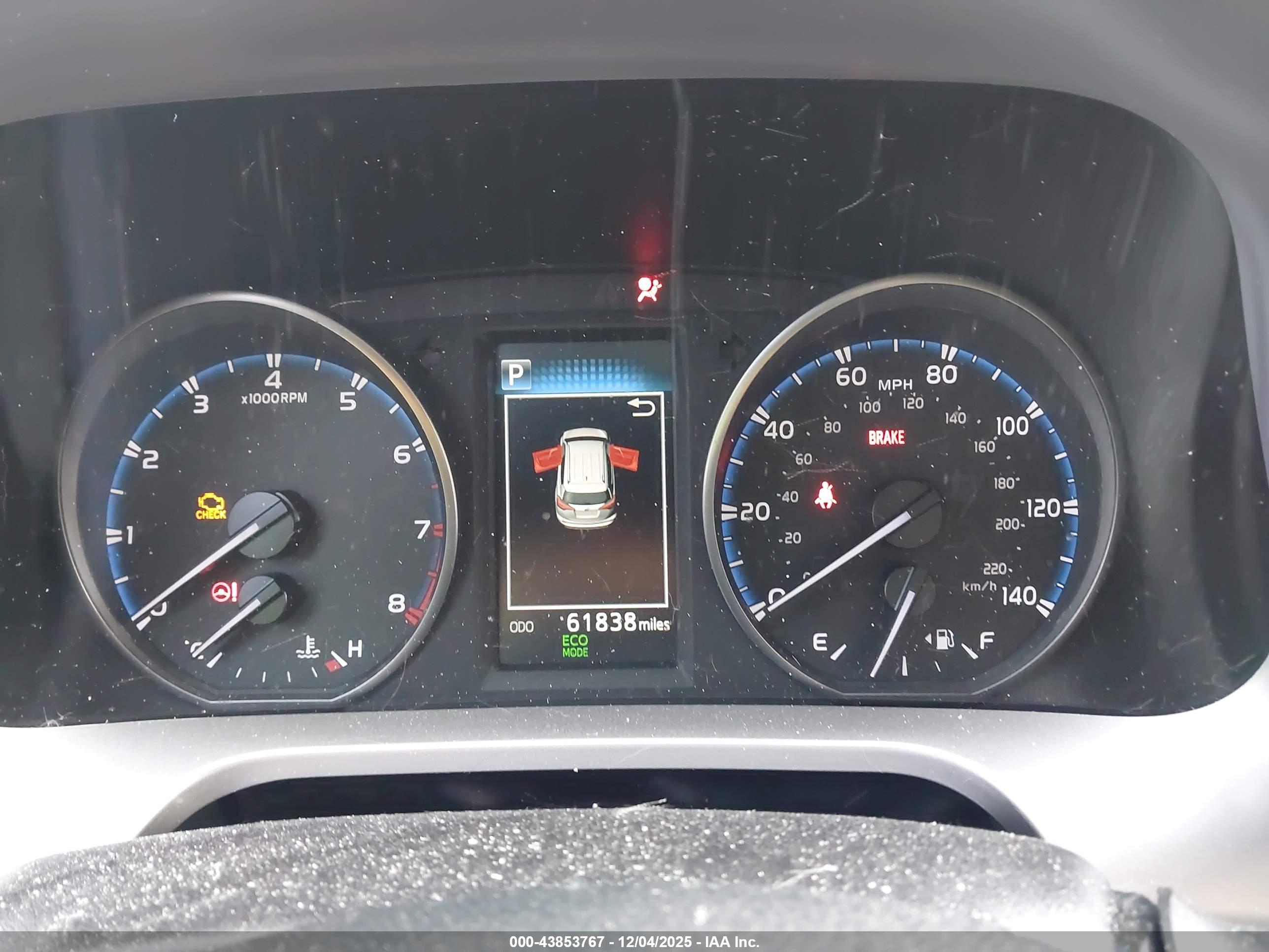 TOYOTA RAV4 image 7