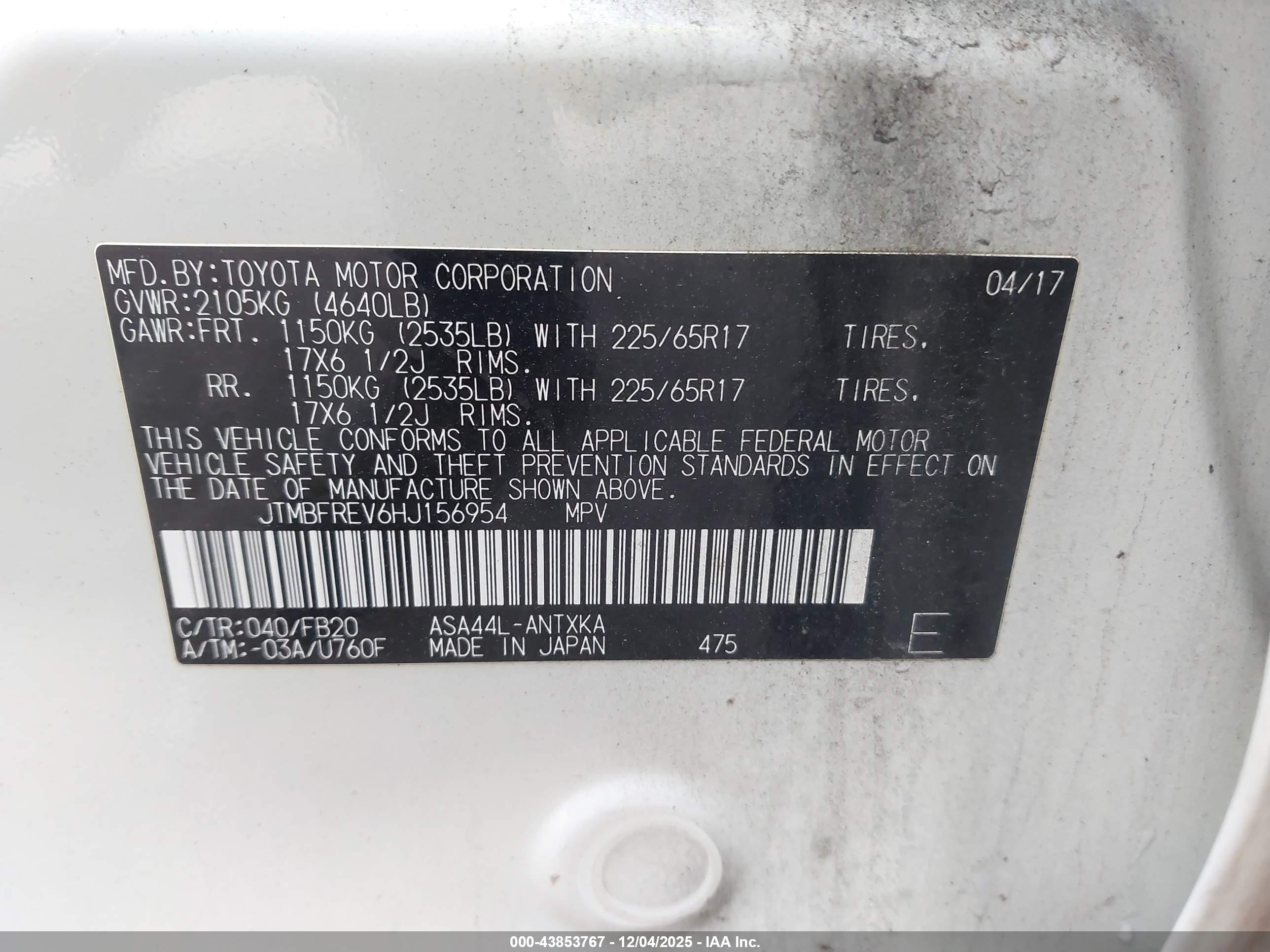 TOYOTA RAV4 image 9