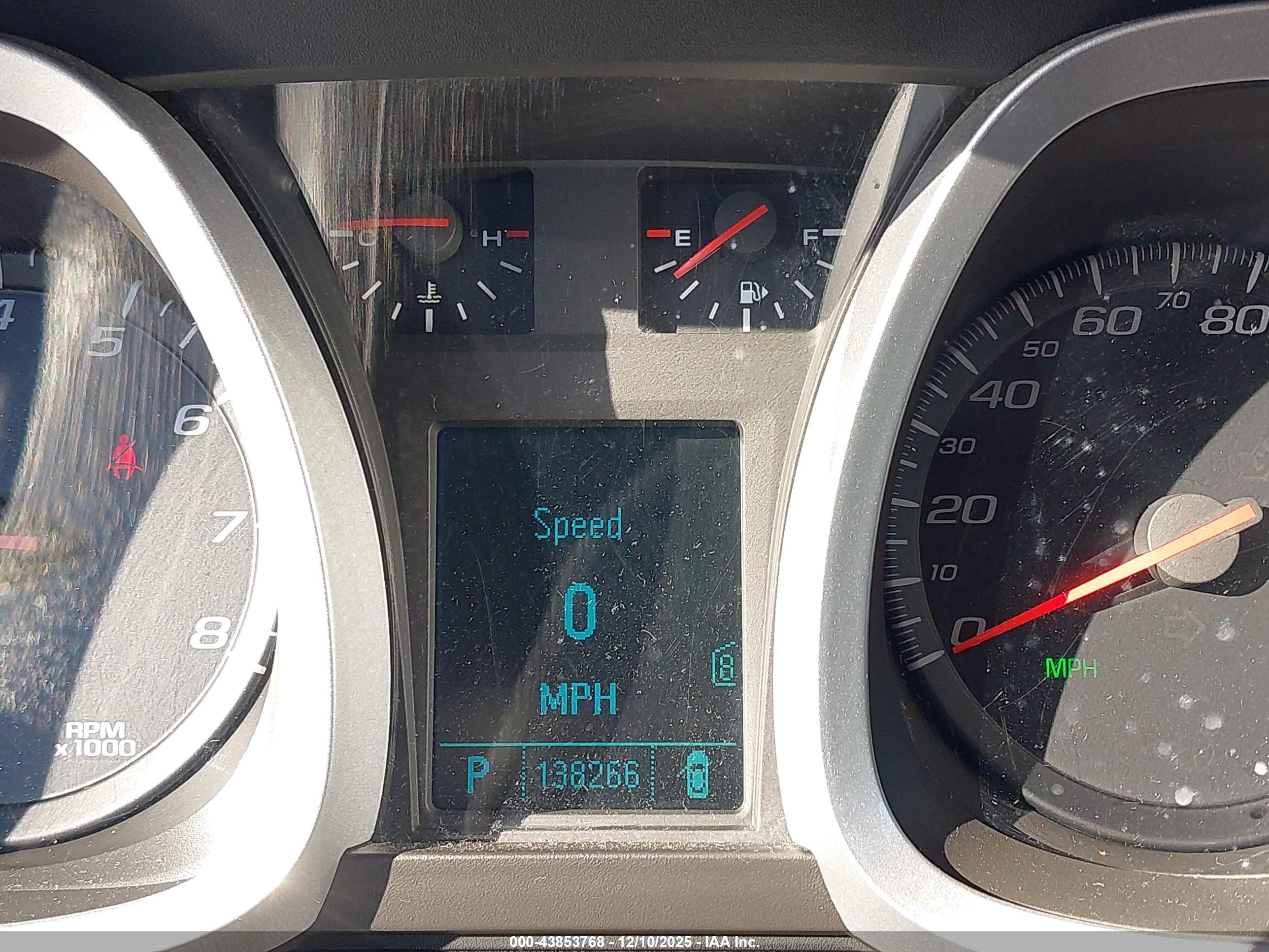 CHEVROLET EQUINOX image 7