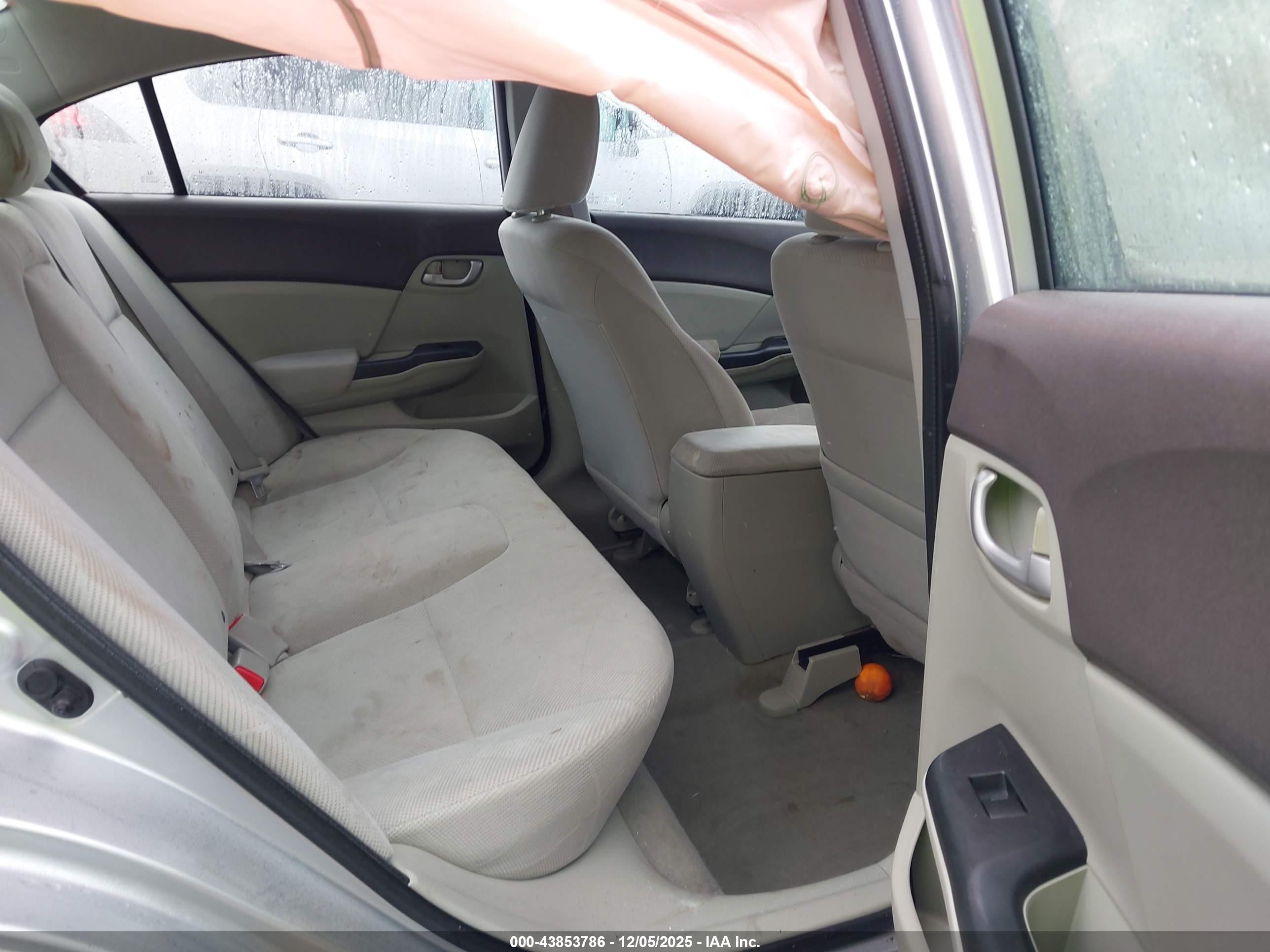 HONDA CIVIC image 8