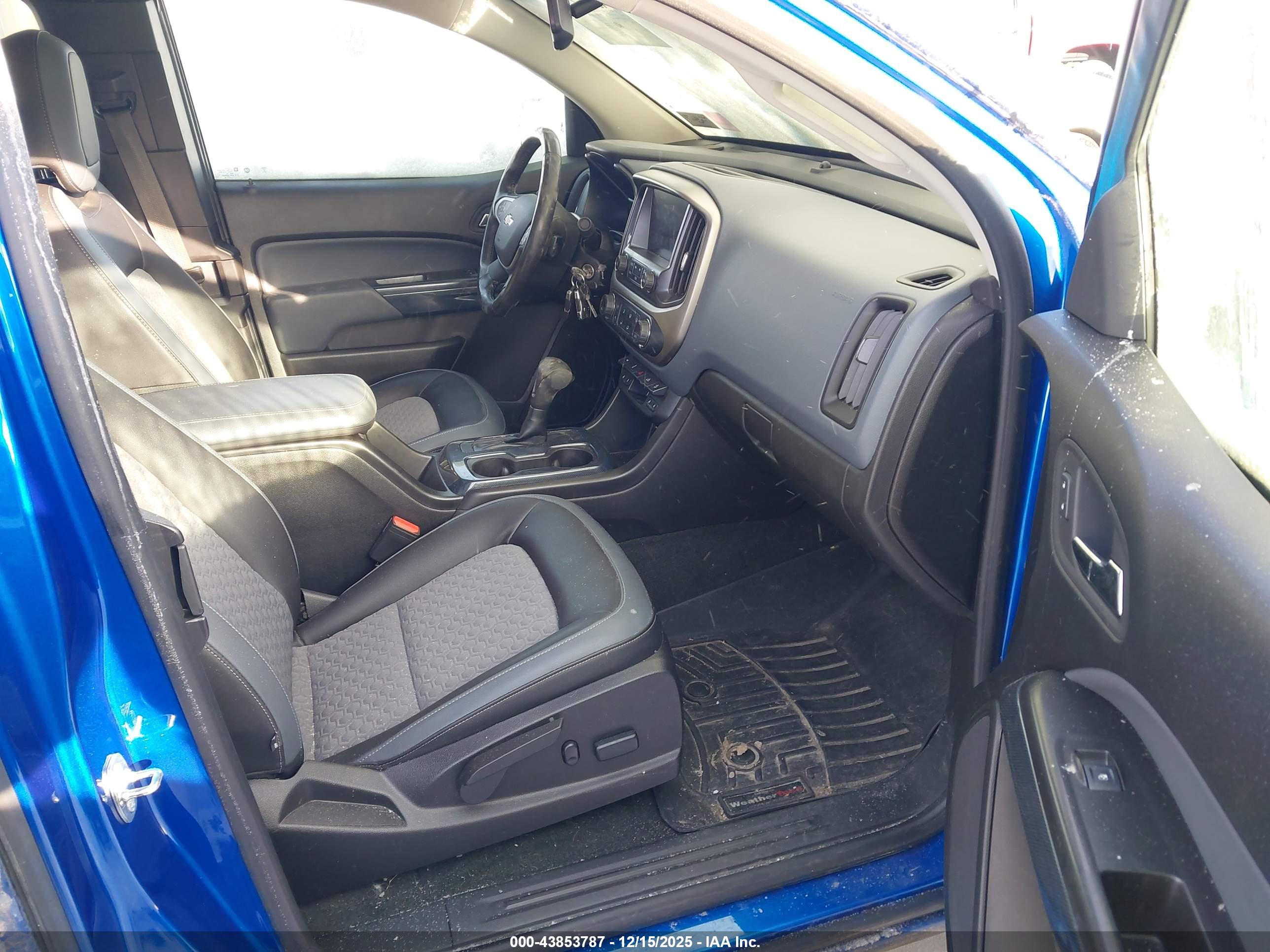 CHEVROLET COLORADO image 5