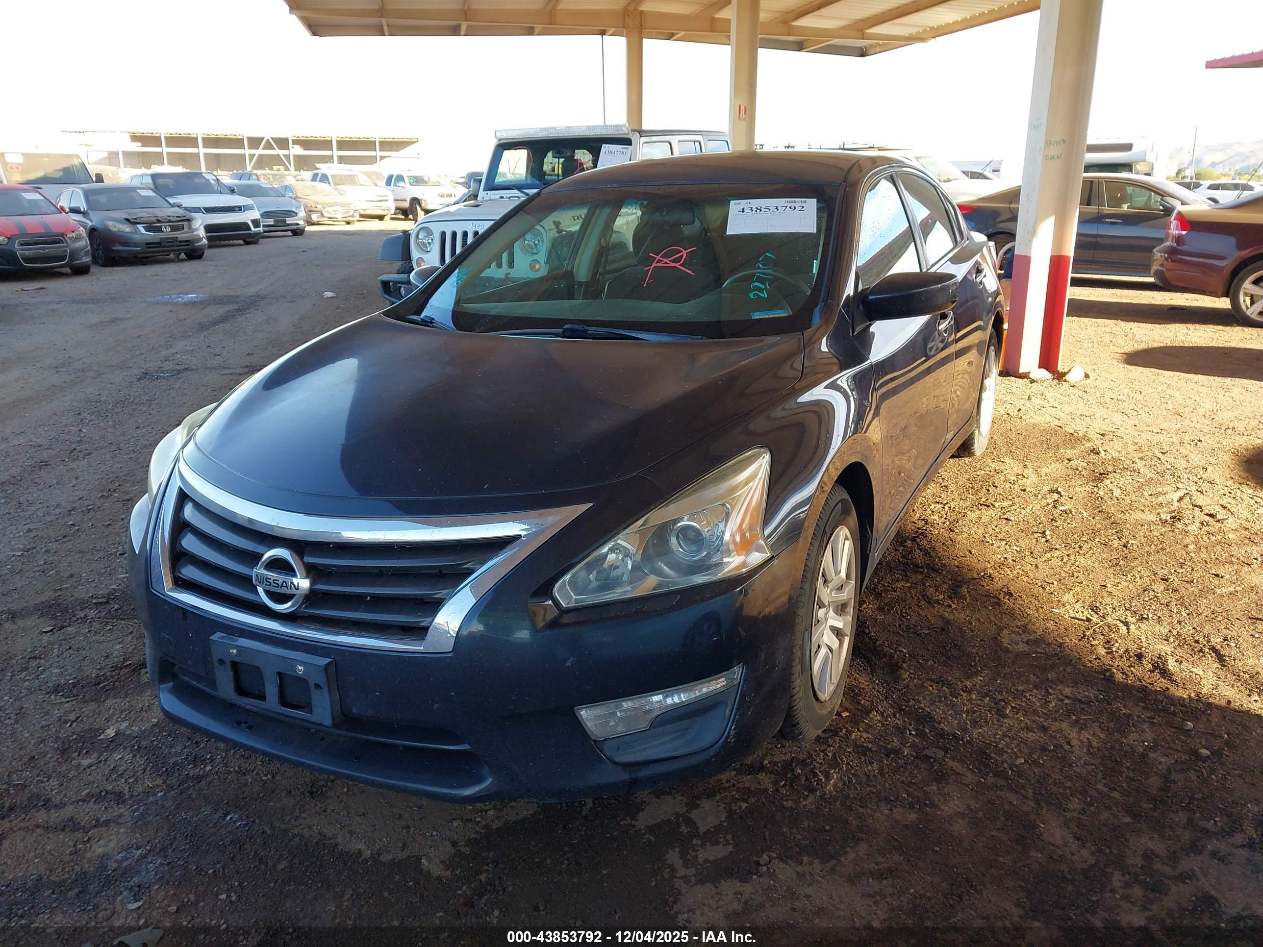 NISSAN ALTIMA image 2