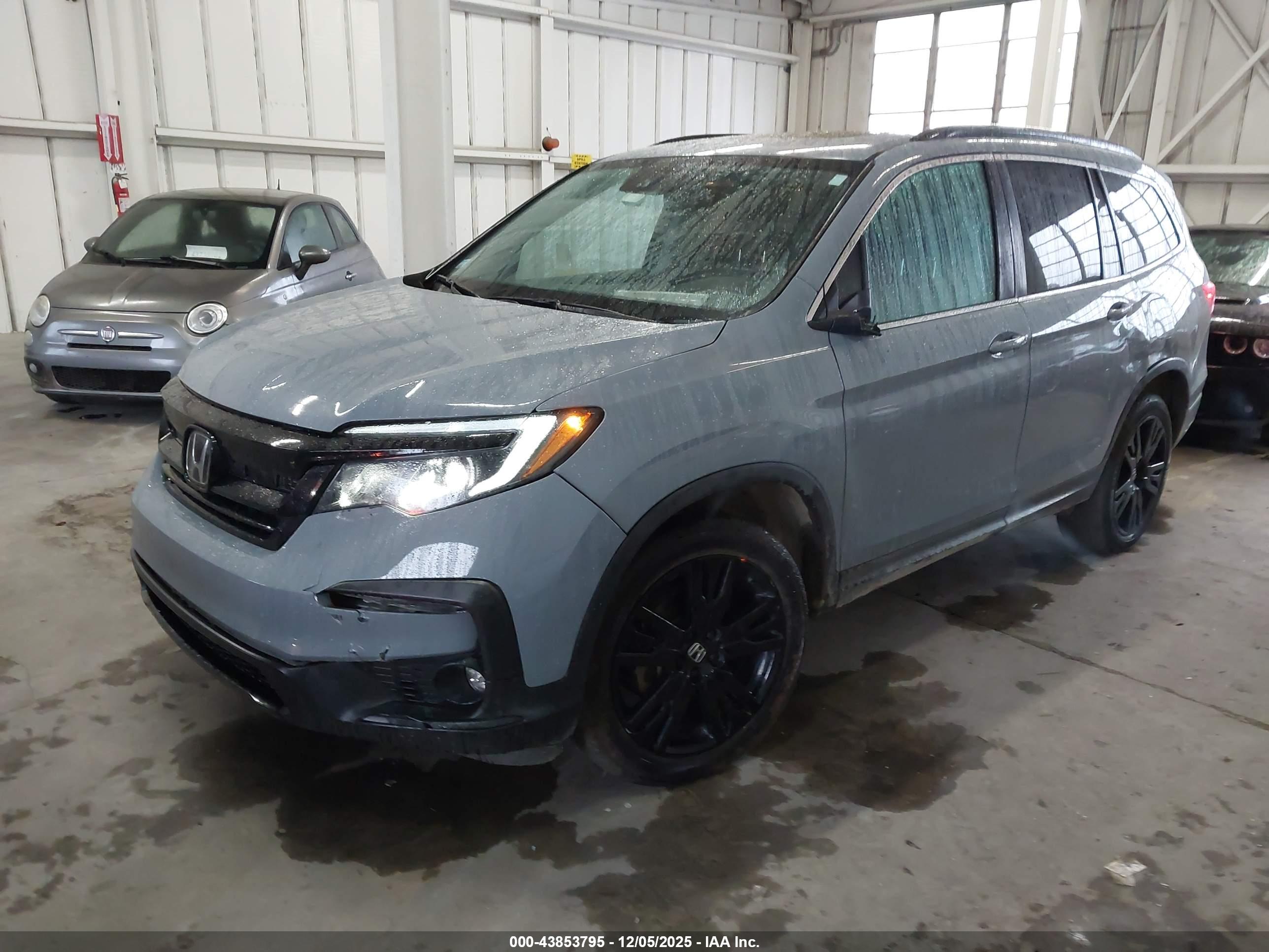 HONDA PILOT image 2