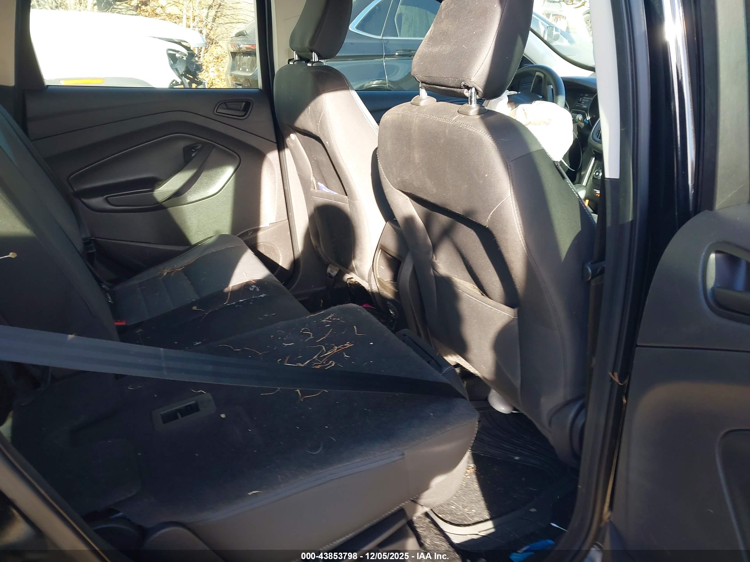 FORD ESCAPE image 8