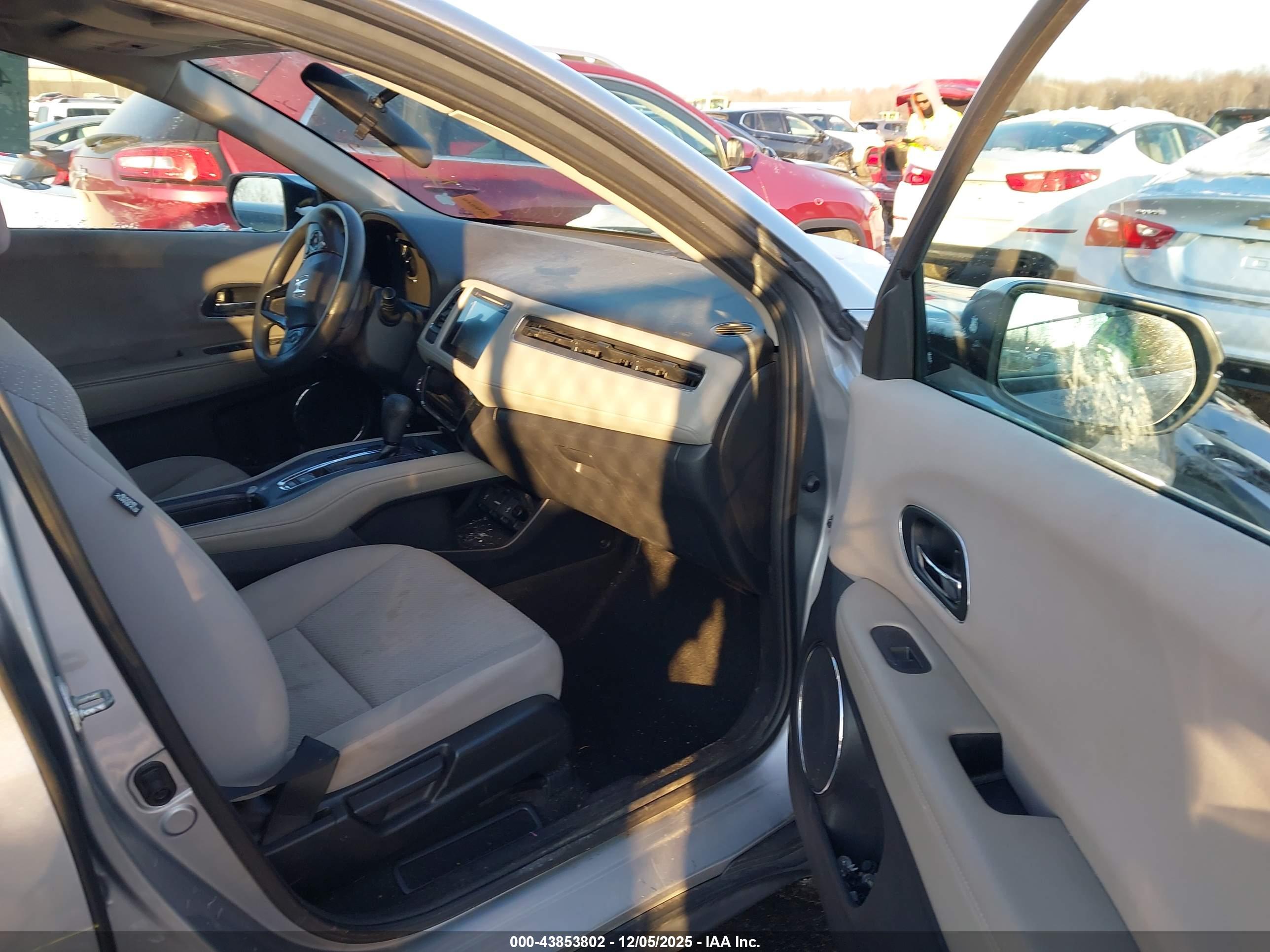 HONDA HR-V image 5
