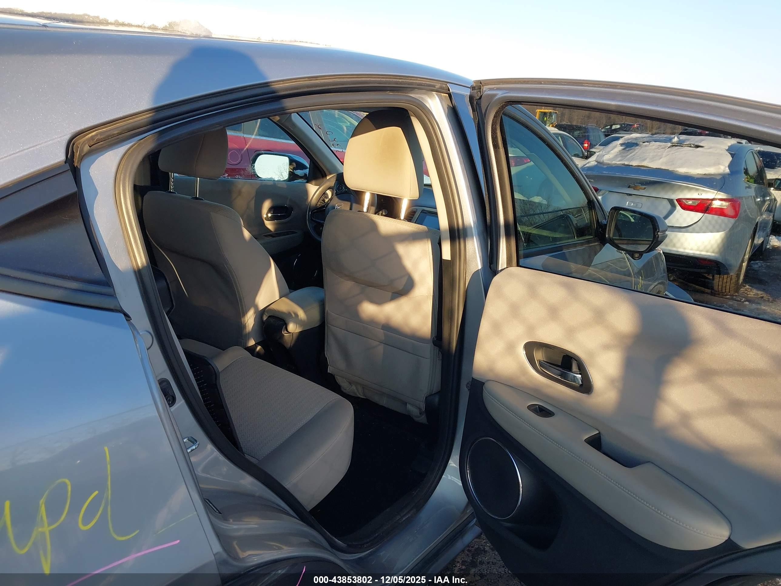 HONDA HR-V image 8