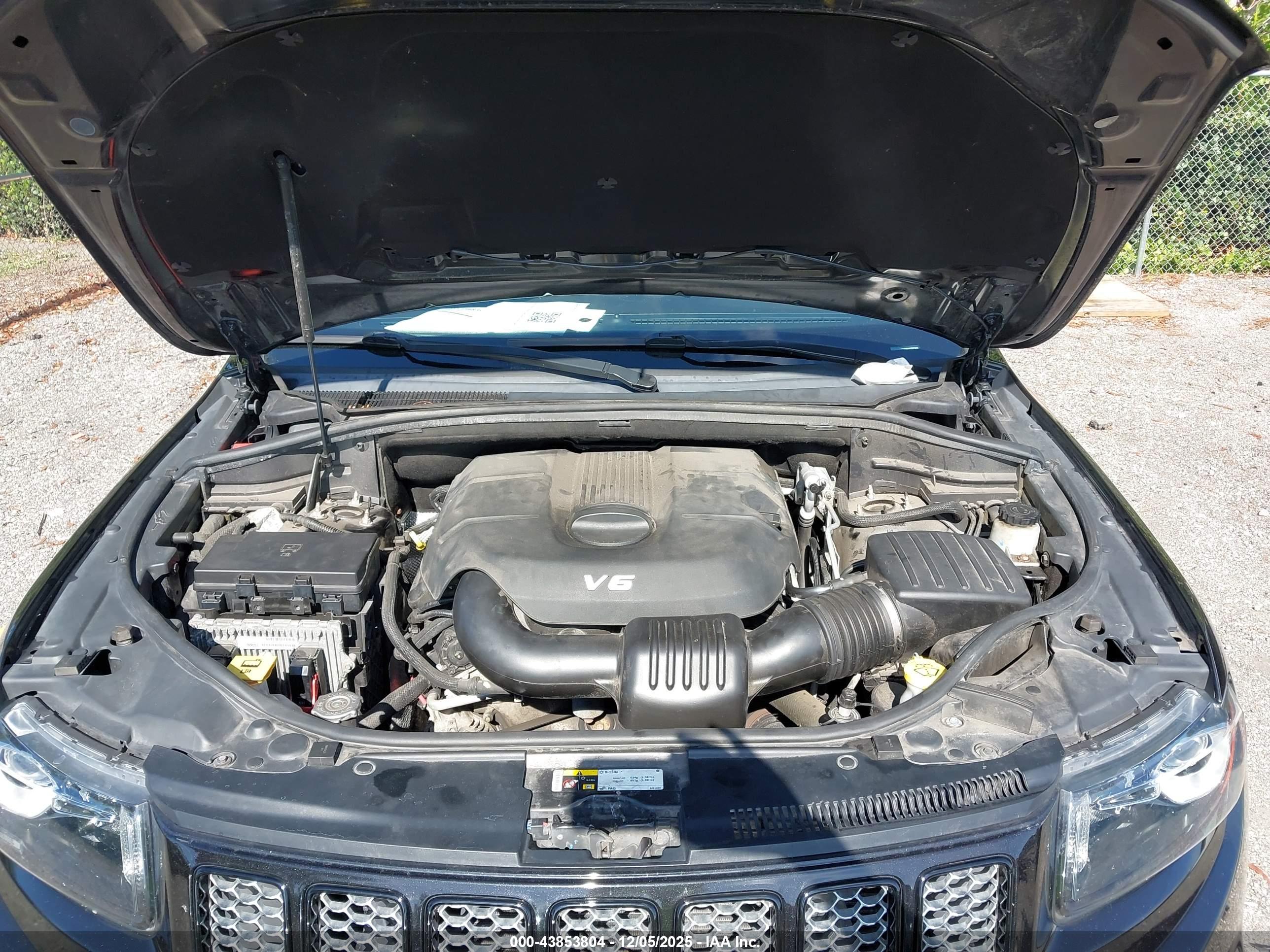 JEEP GRAND image 10