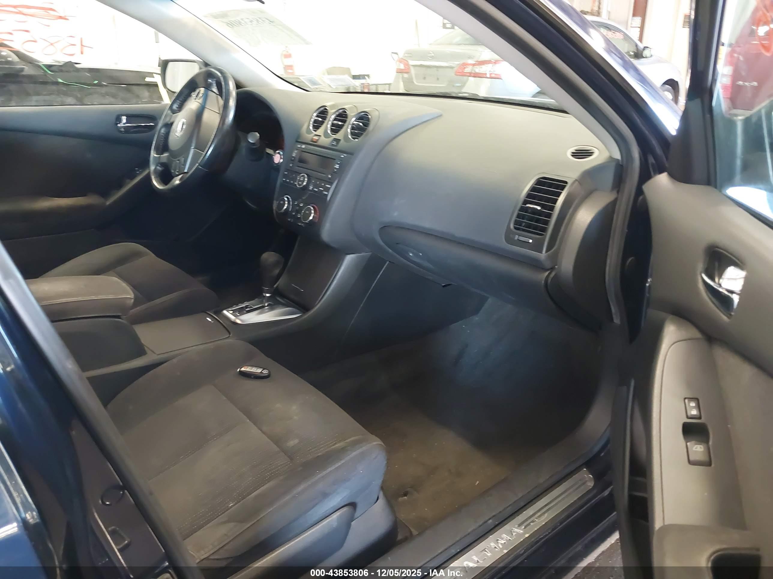 NISSAN ALTIMA image 5