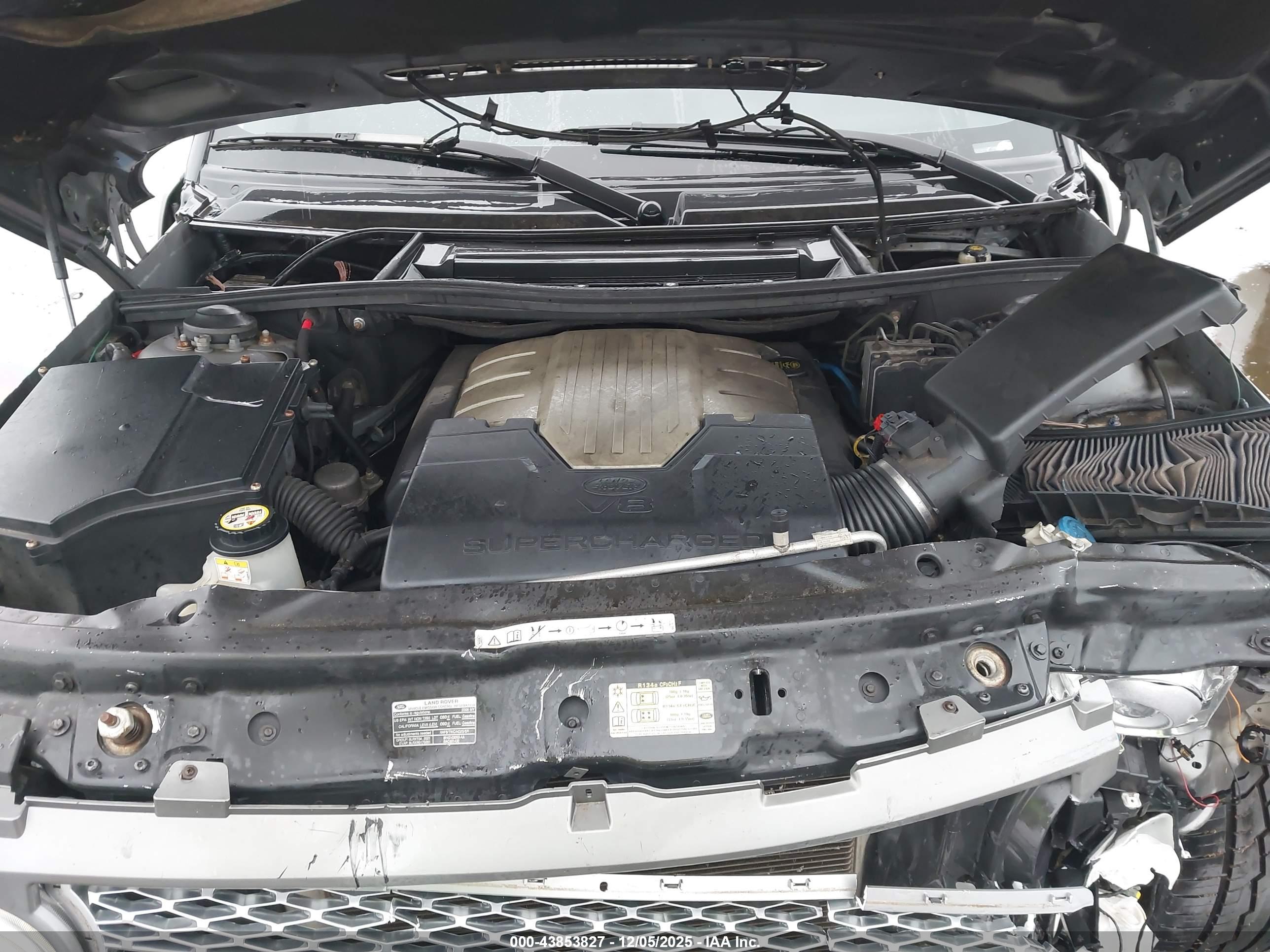LAND ROVER image 10