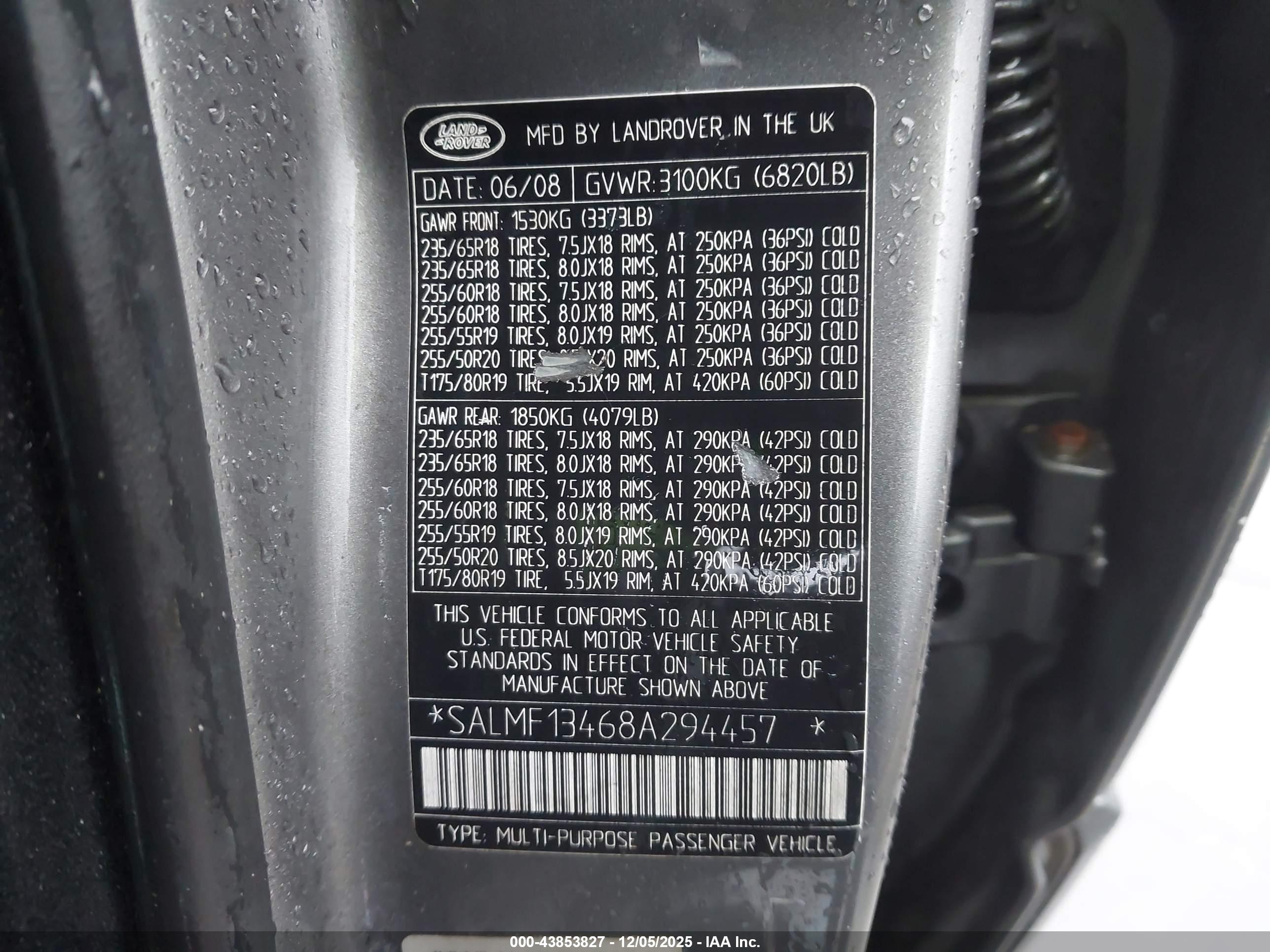 LAND ROVER image 9