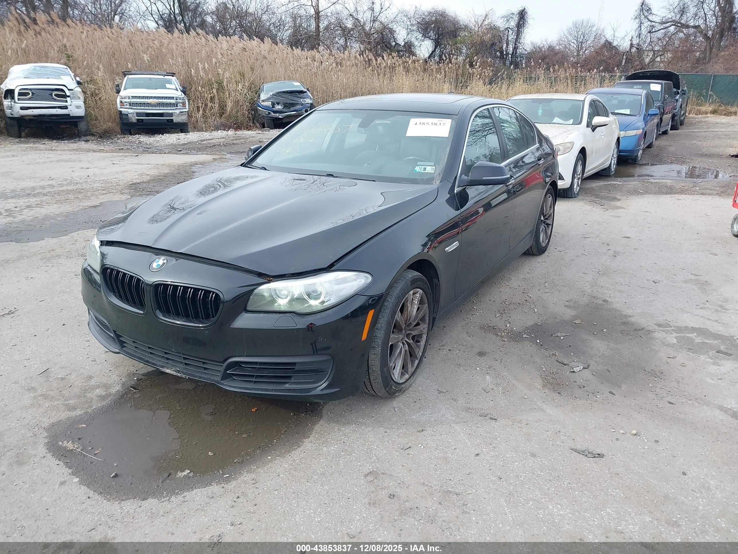BMW 550I image 2